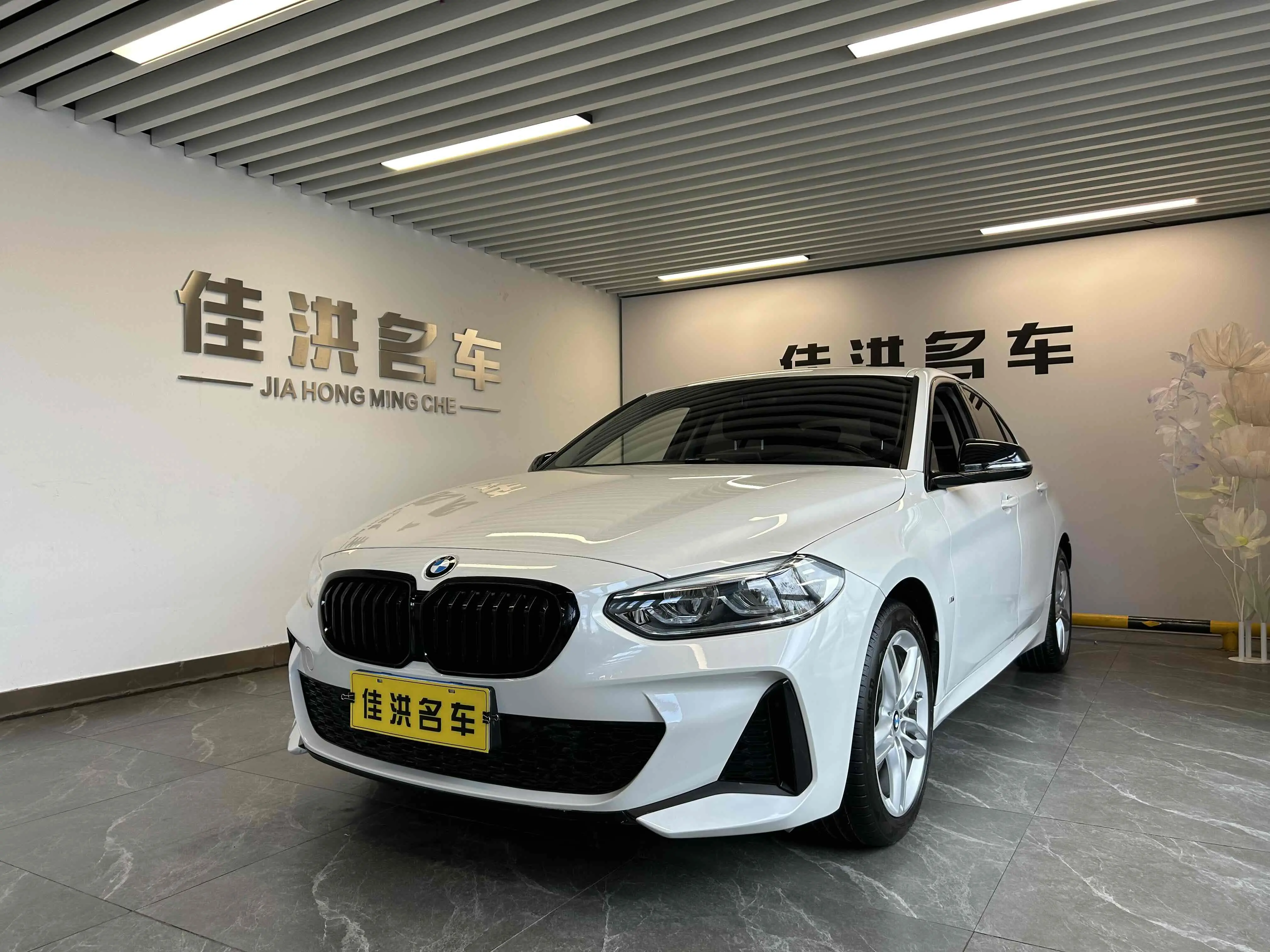 BMW 1 Series  из Китая