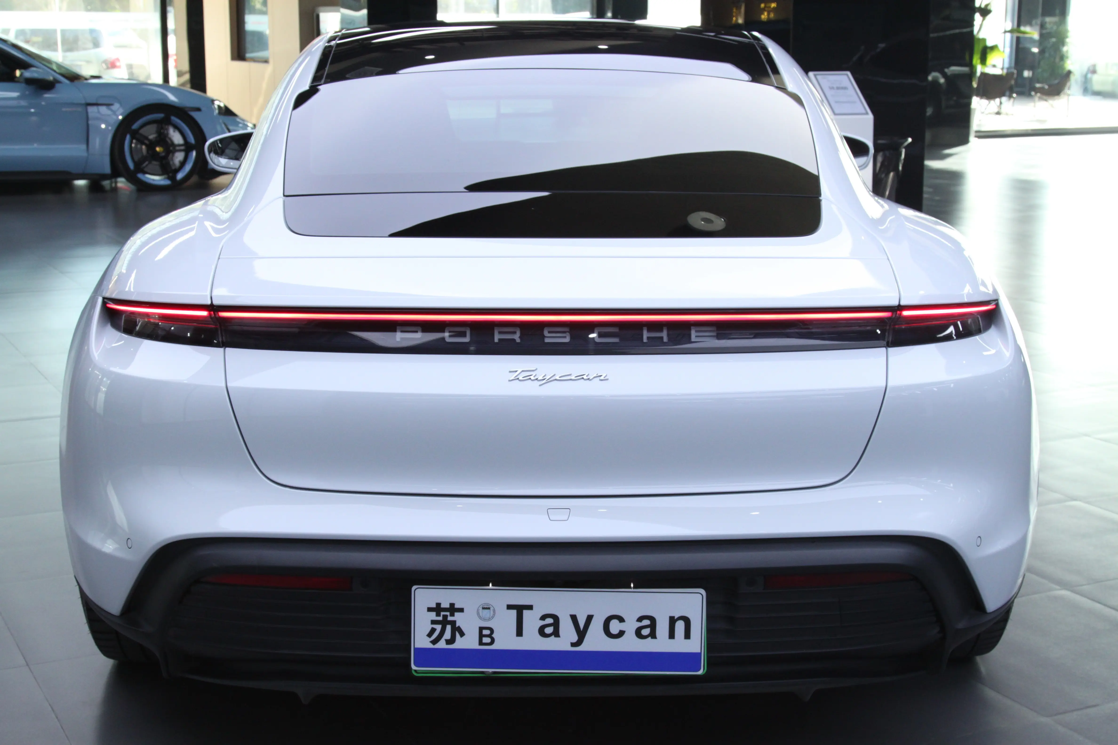 Porsche Taycan
