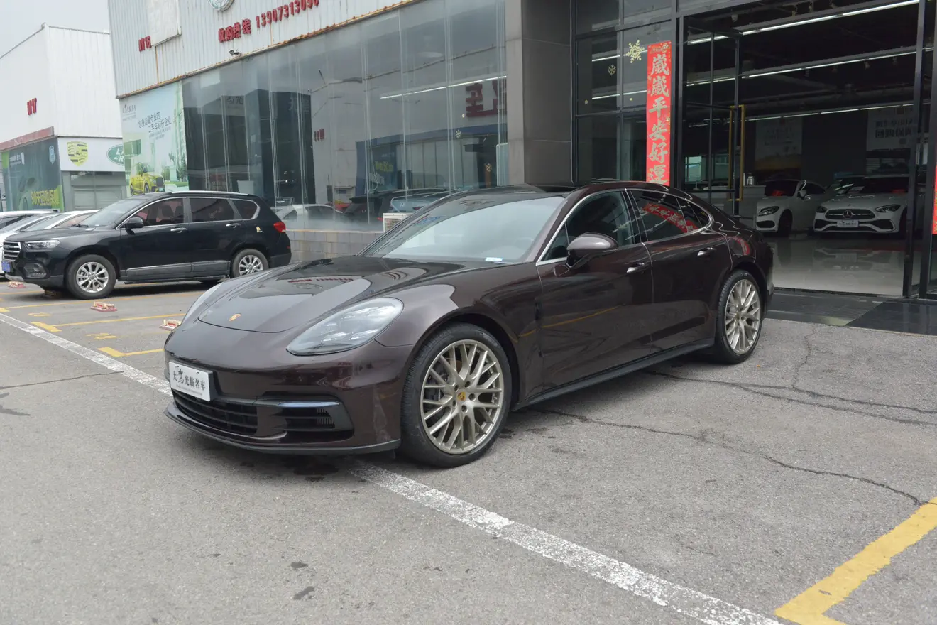Porsche Panamera