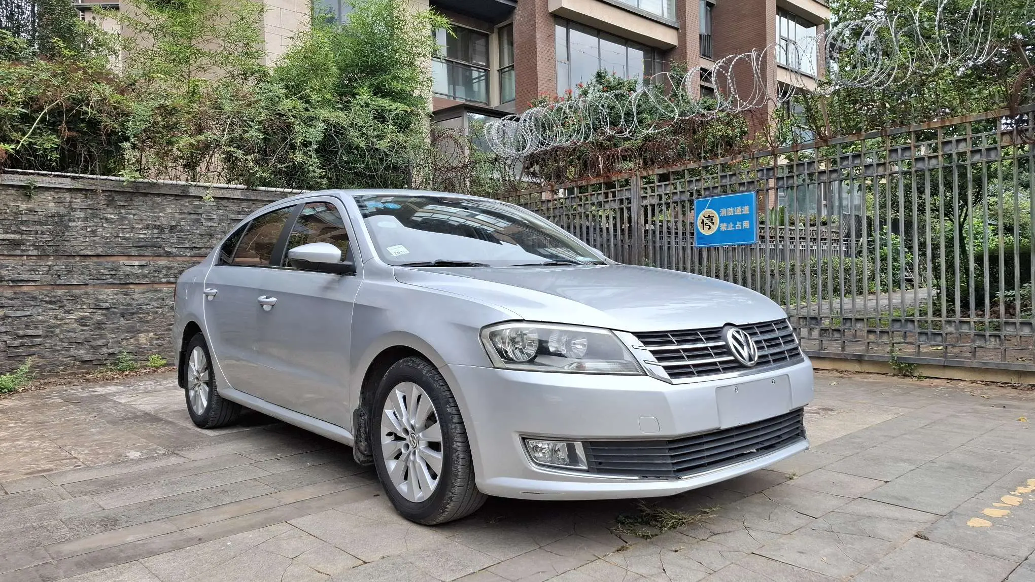 Volkswagen Lavida  из Китая