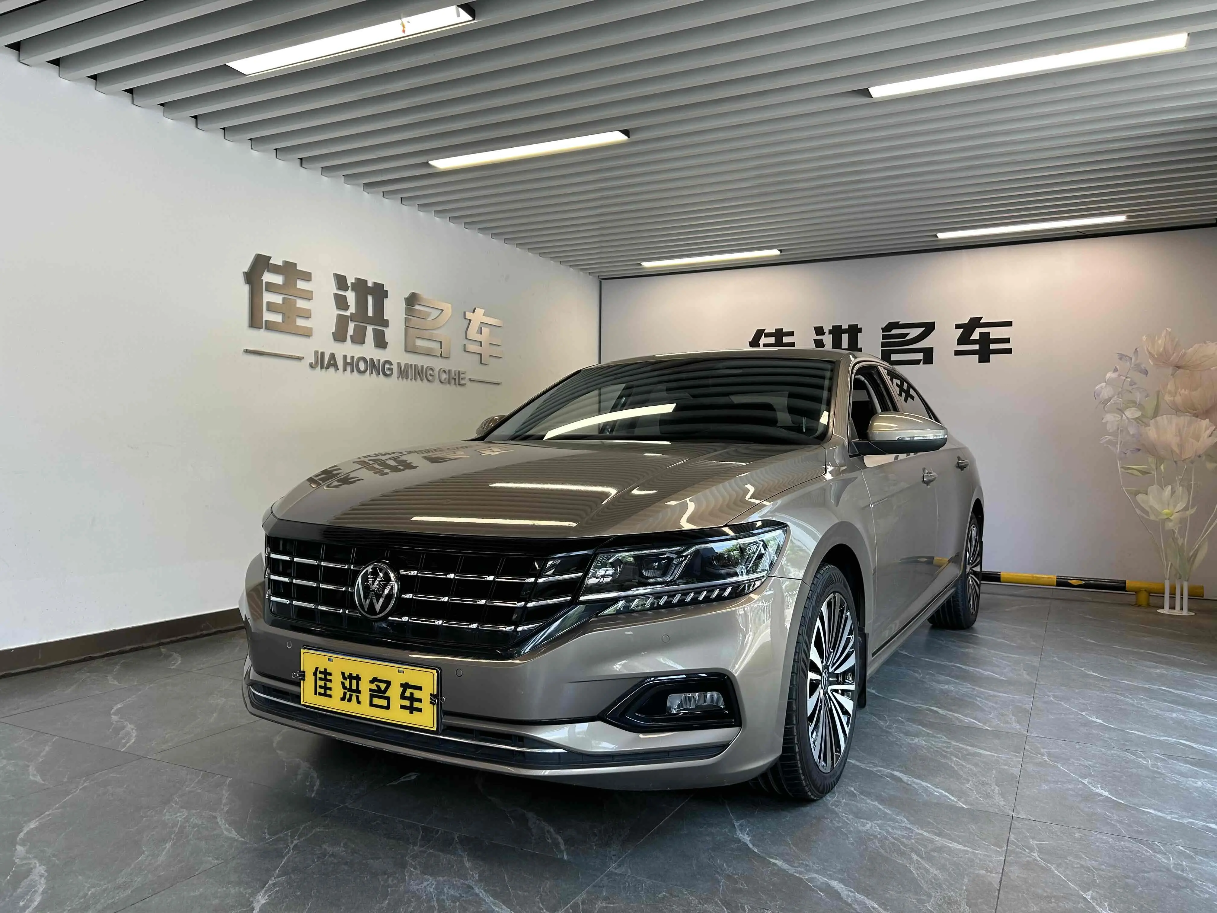 Volkswagen Passat  из Китая