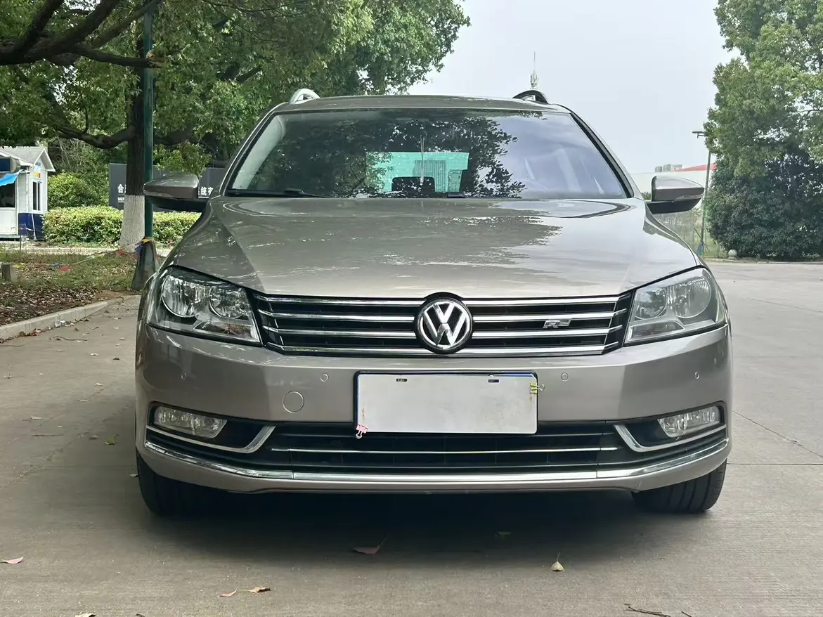 Volkswagen Magotan (imported)  из Китая