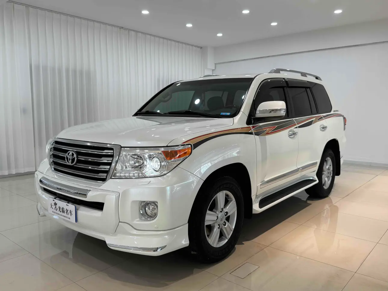 Toyota Land Cruiser (imported)  из Китая