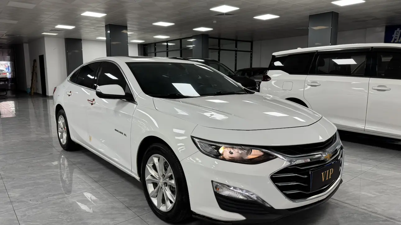 Chevrolet Malibu XL