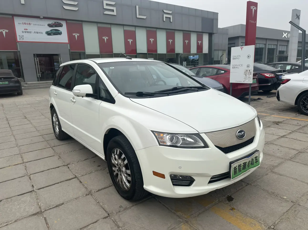 BYD e6