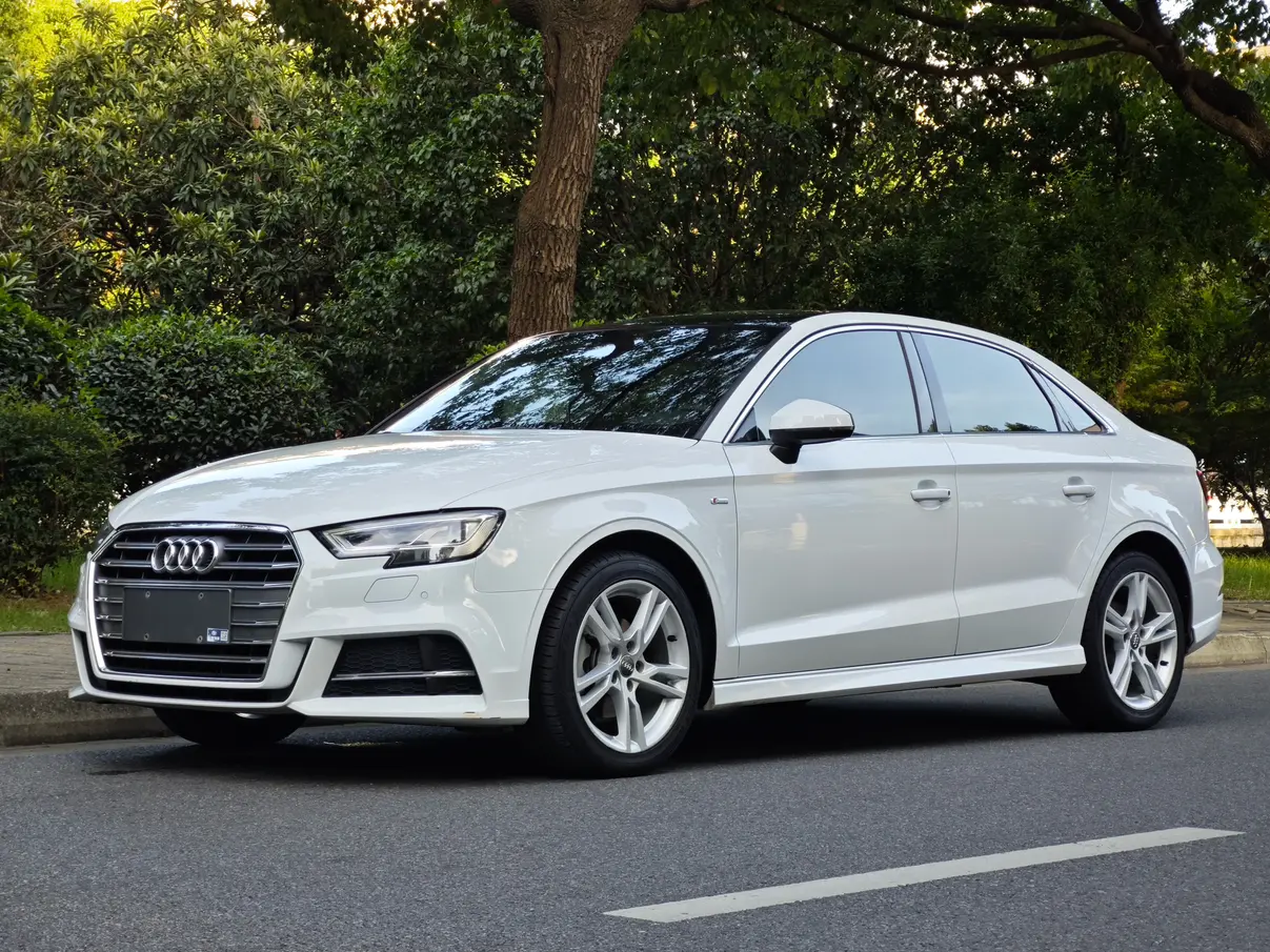 Audi A3  из Китая