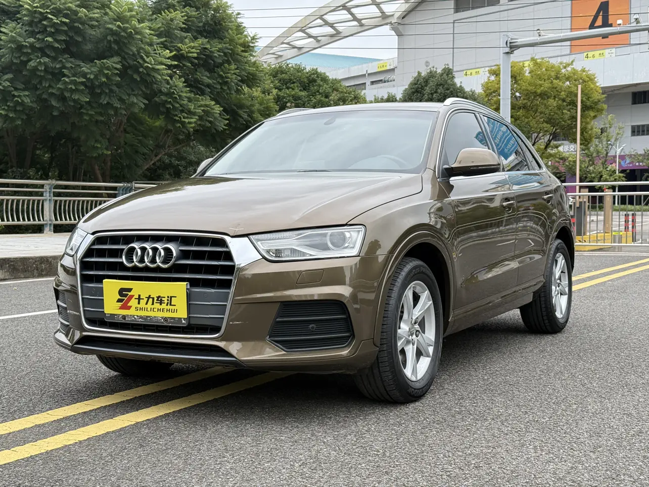 Audi Q3  из Китая