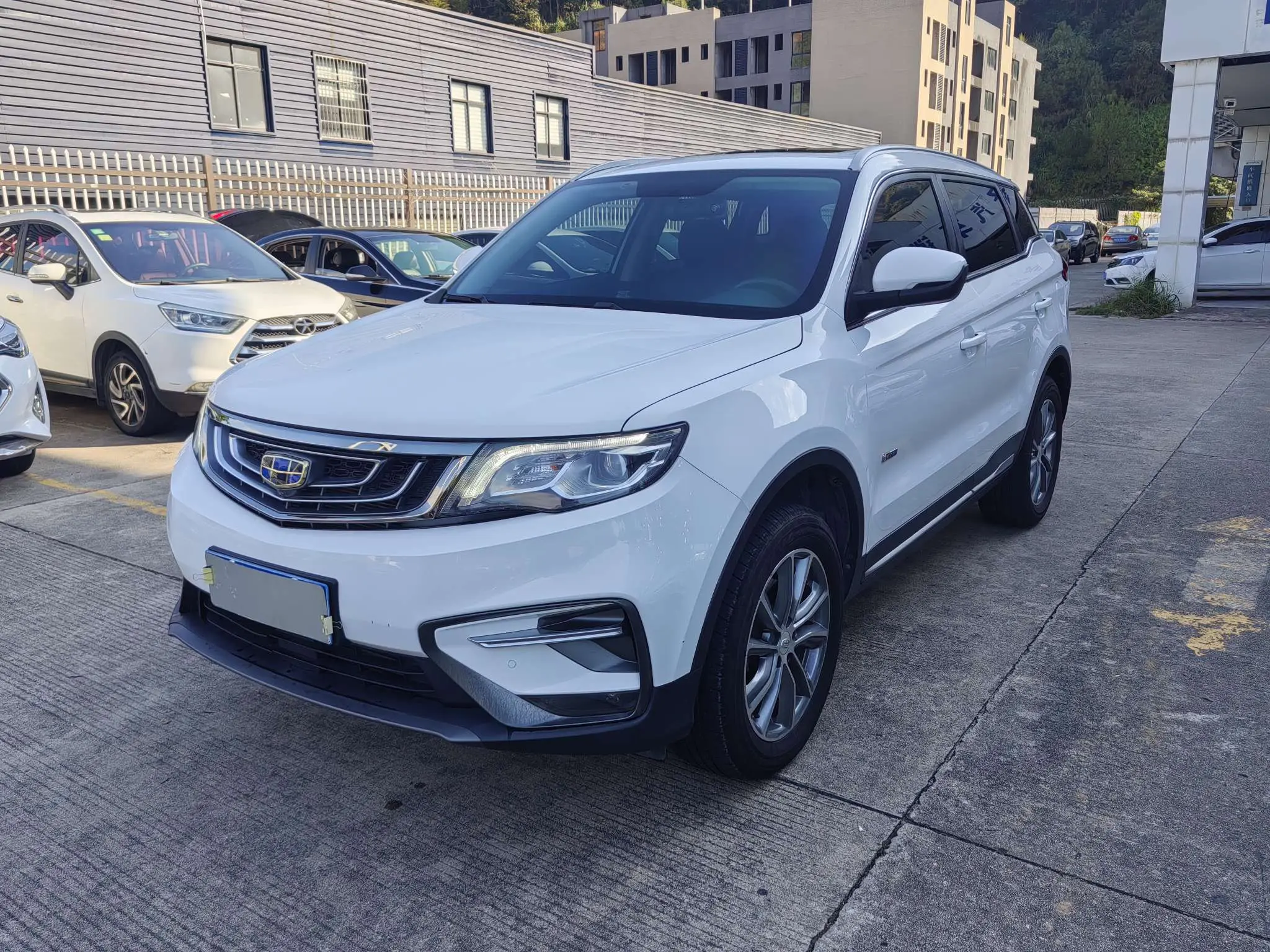 Geely Atlas (Boyue)  из Китая