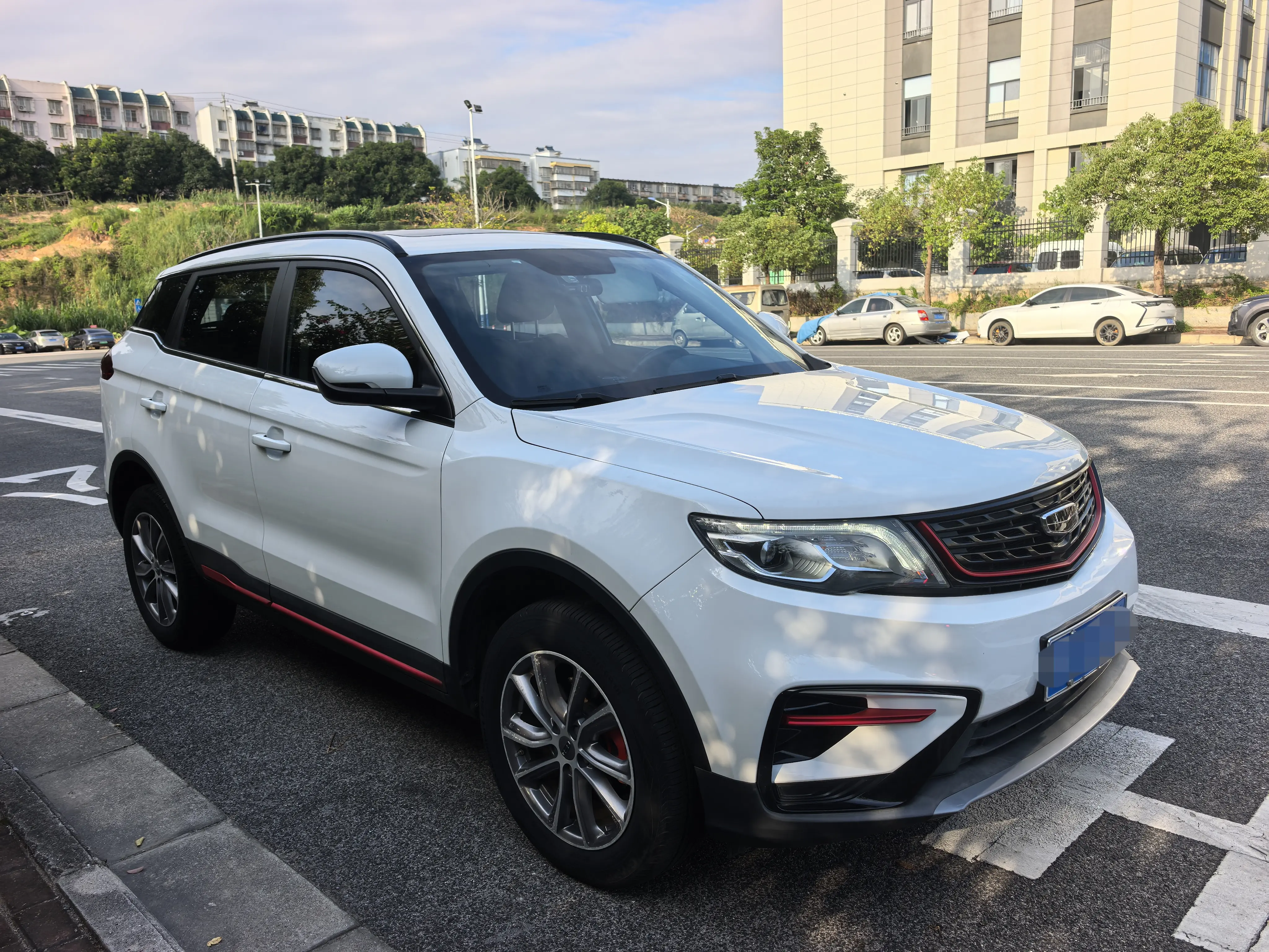 Geely Atlas