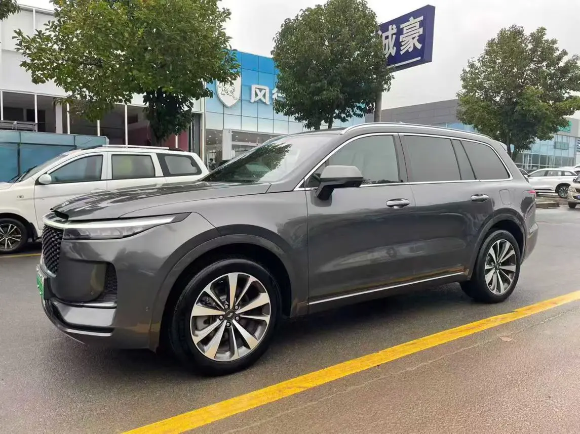 Li ONE (Ideal ONE)  из Китая