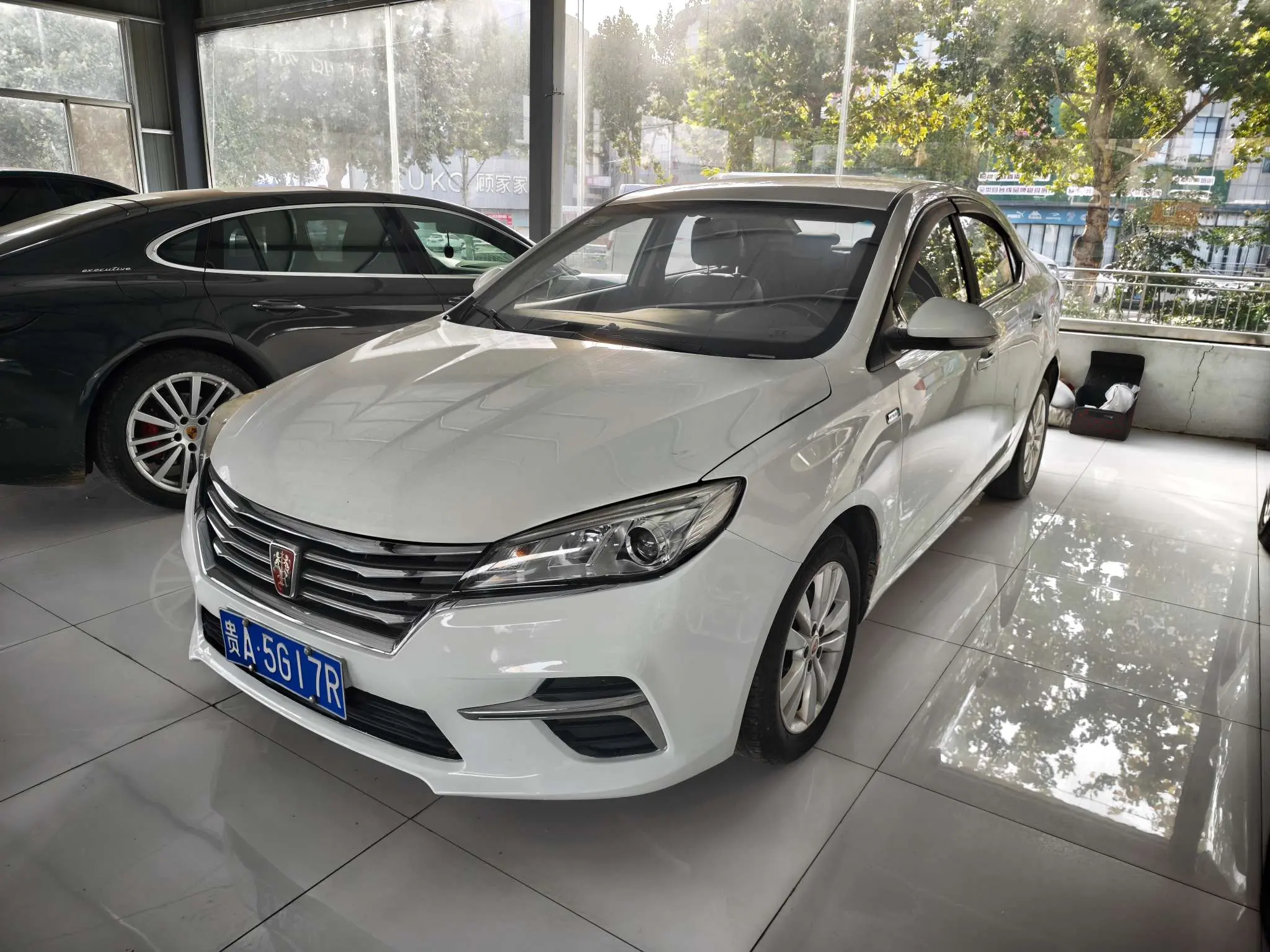 Roewe 360