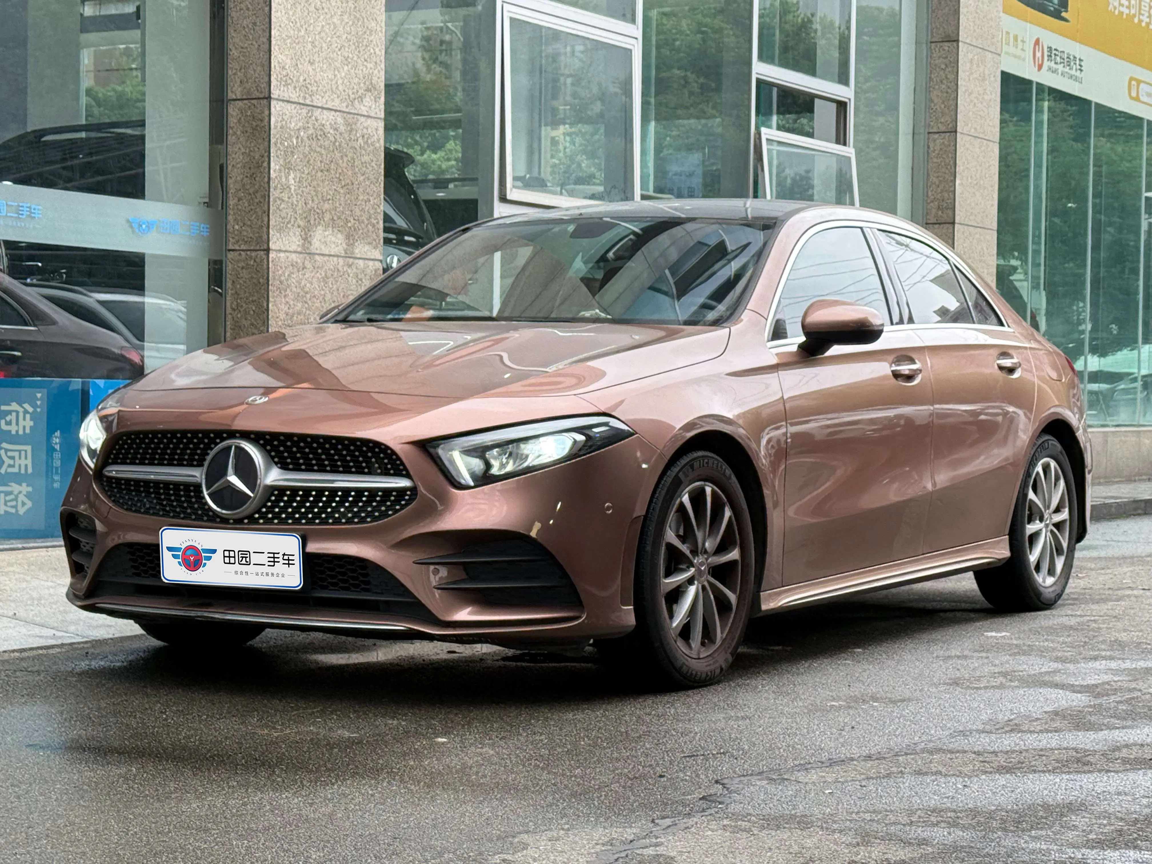 Mercedes-Benz Mercedes Benz A Class  из Китая