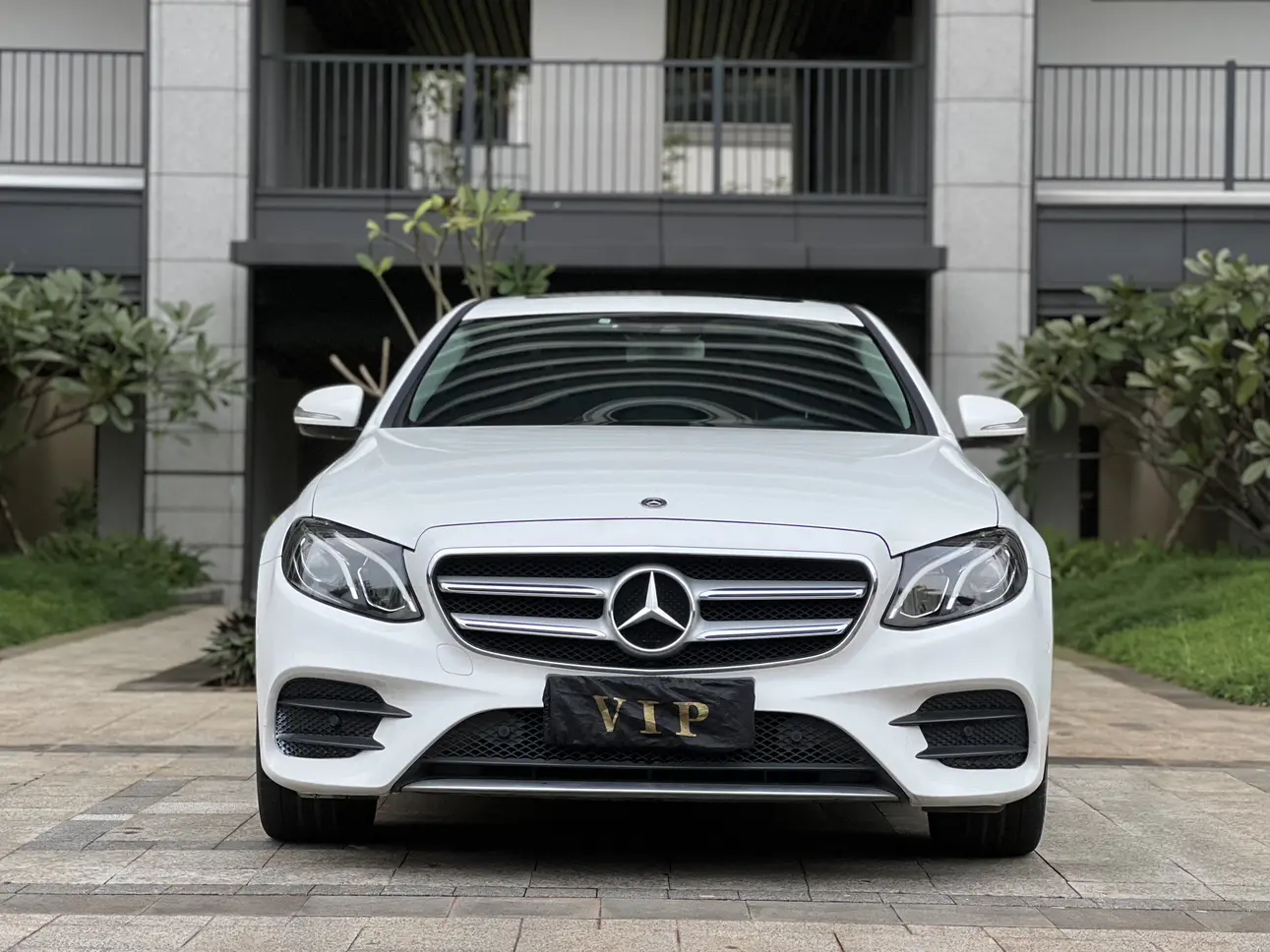 Mercedes-Benz E-Class  из Китая