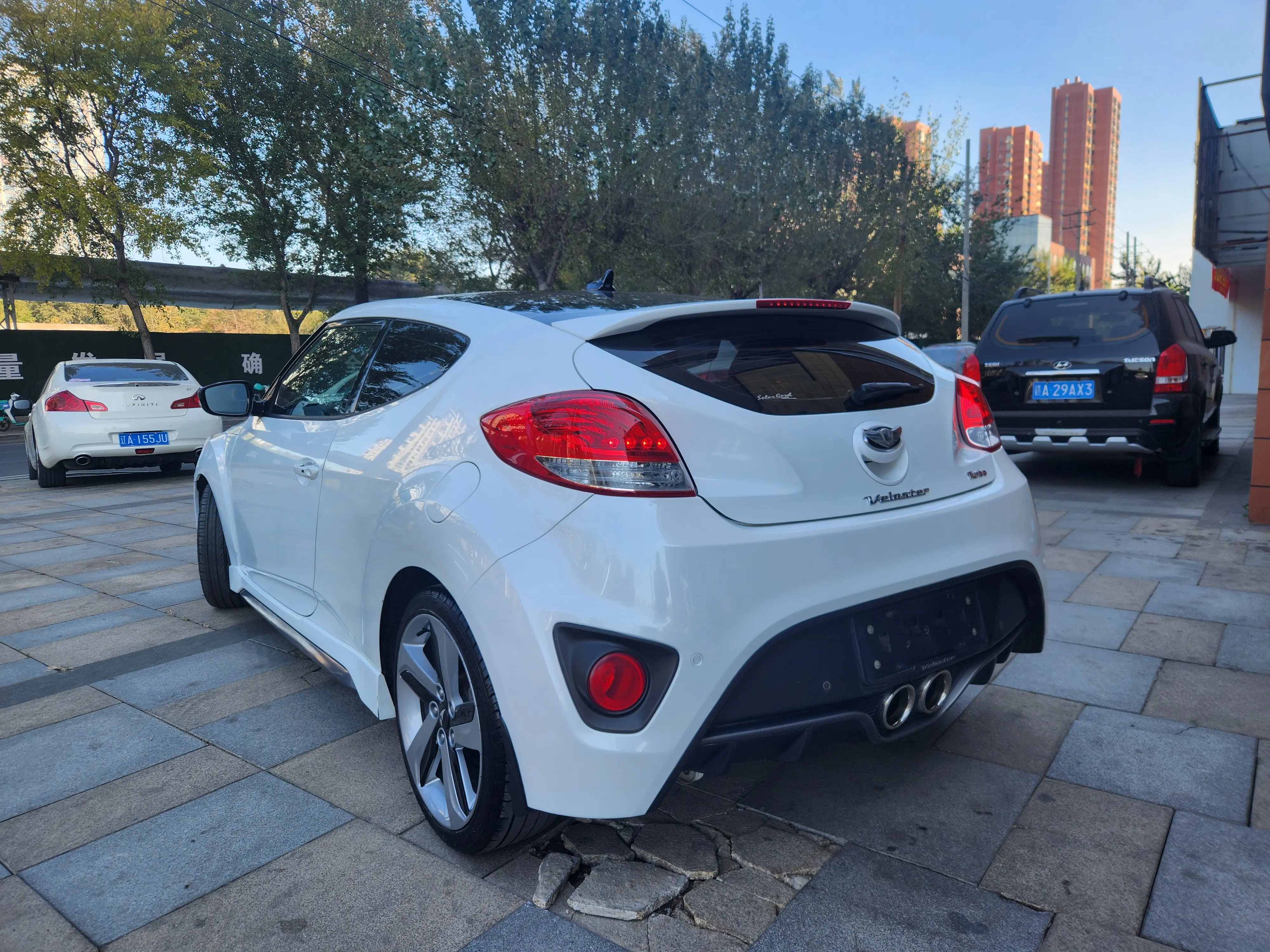 Hyundai Veloster