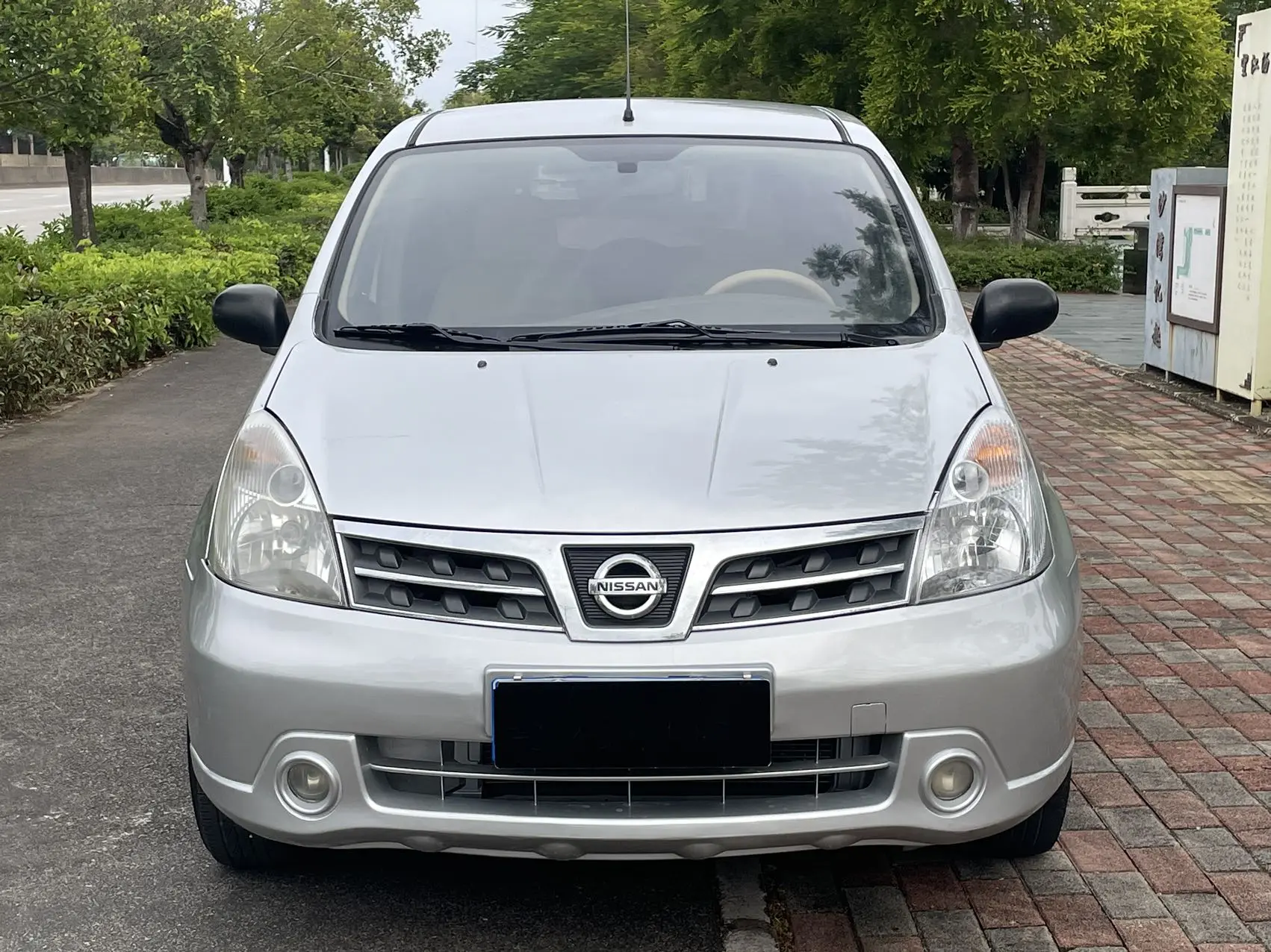 Nissan Li Wei