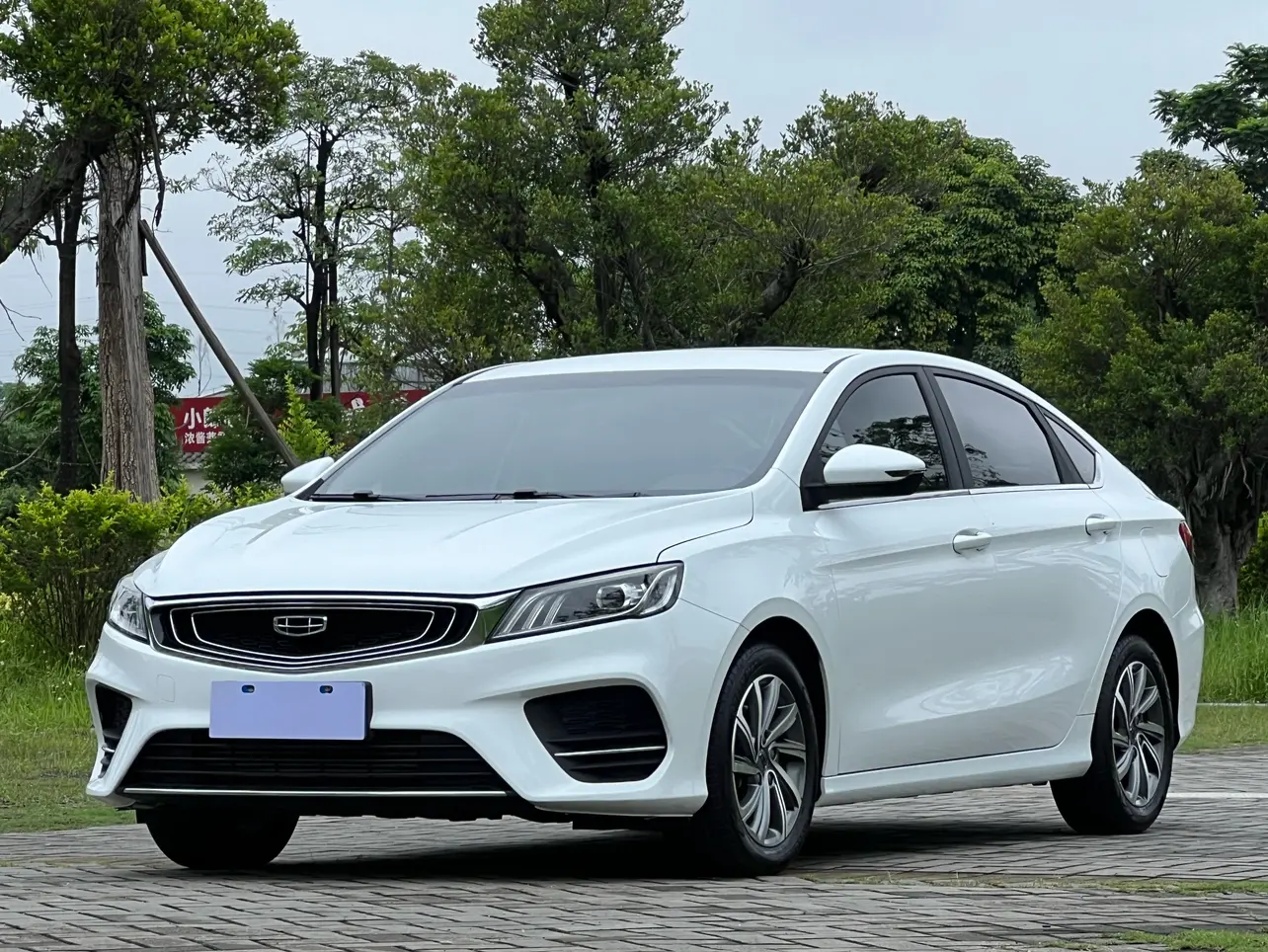 Geely Binrui  из Китая