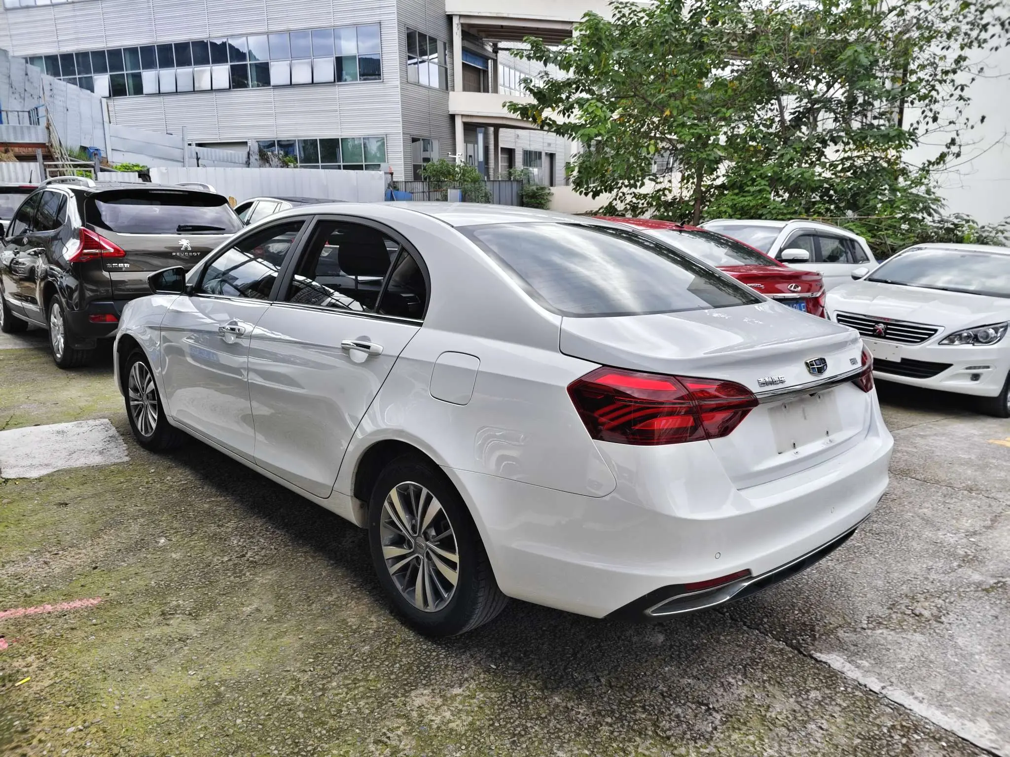 Geely Emgrand