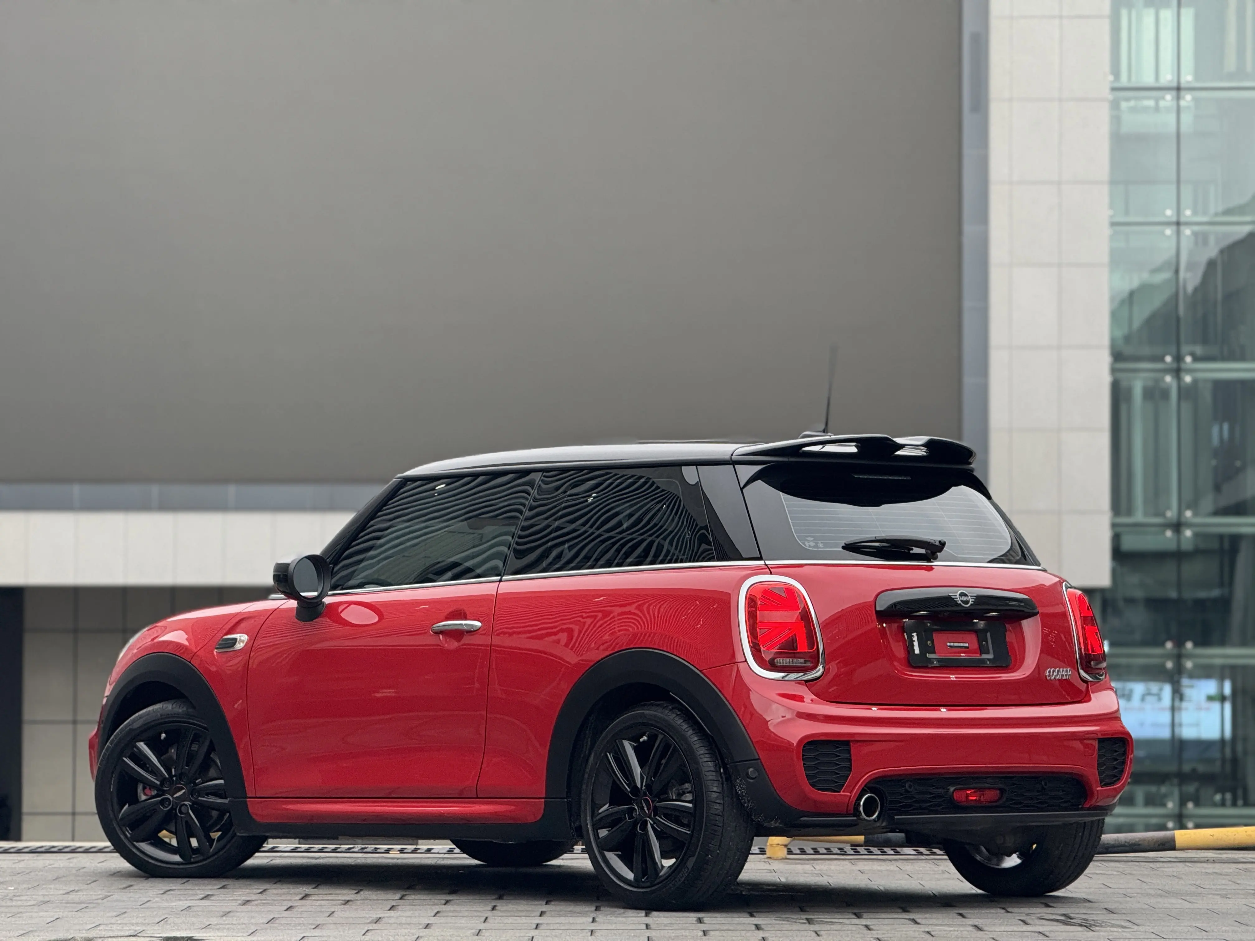 MINI MINI