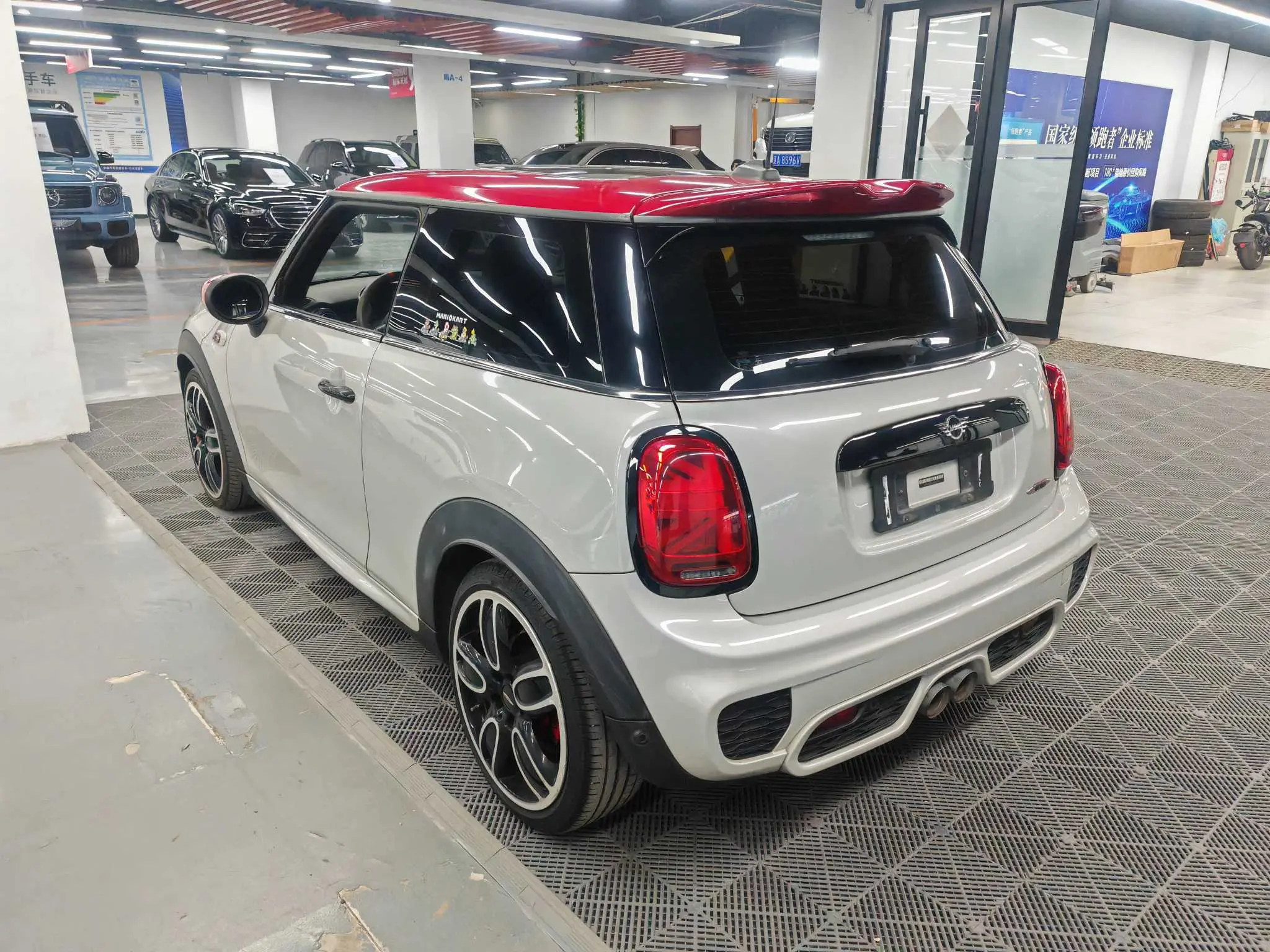 MINI JCW
