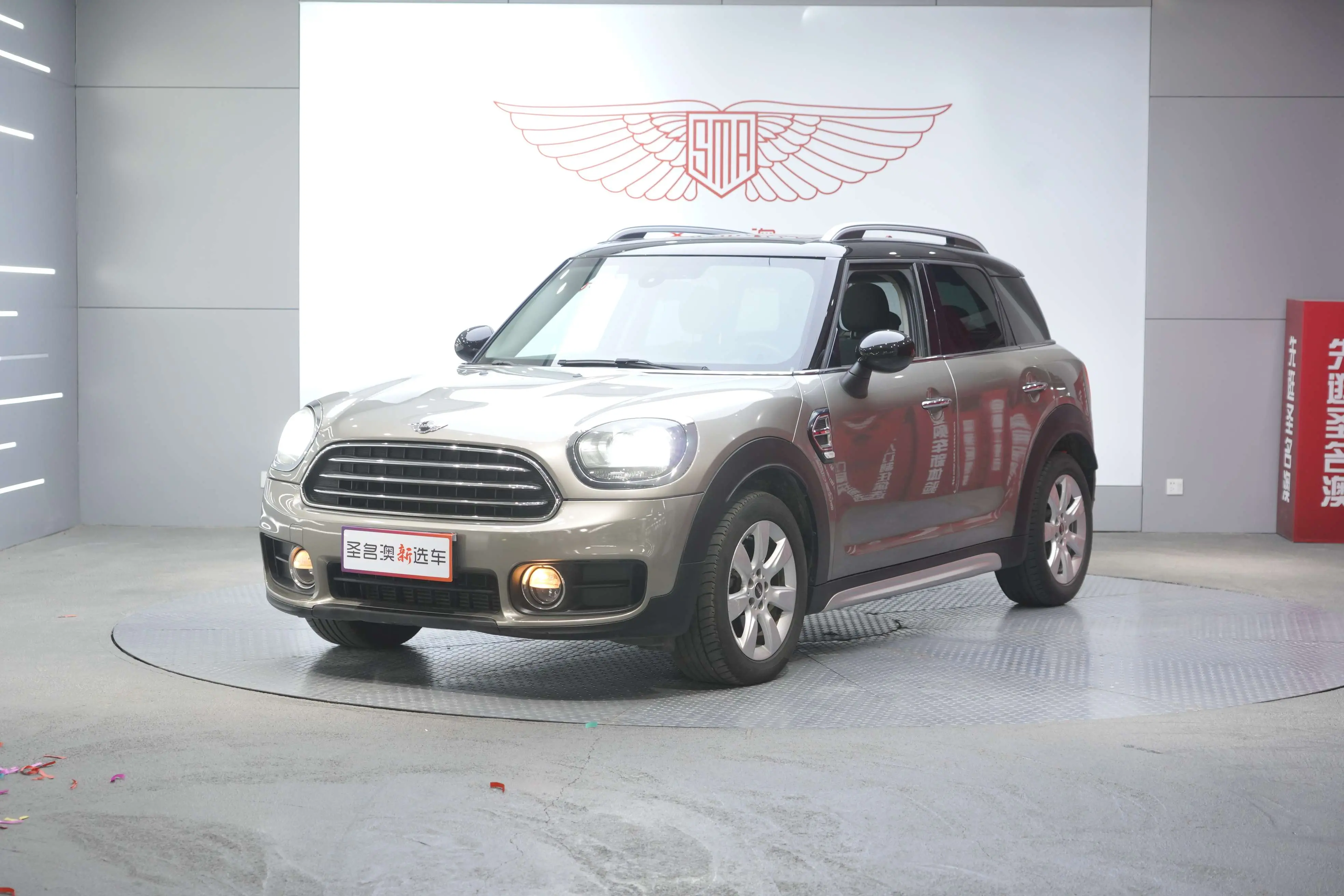 MINI COUNTRYMAN