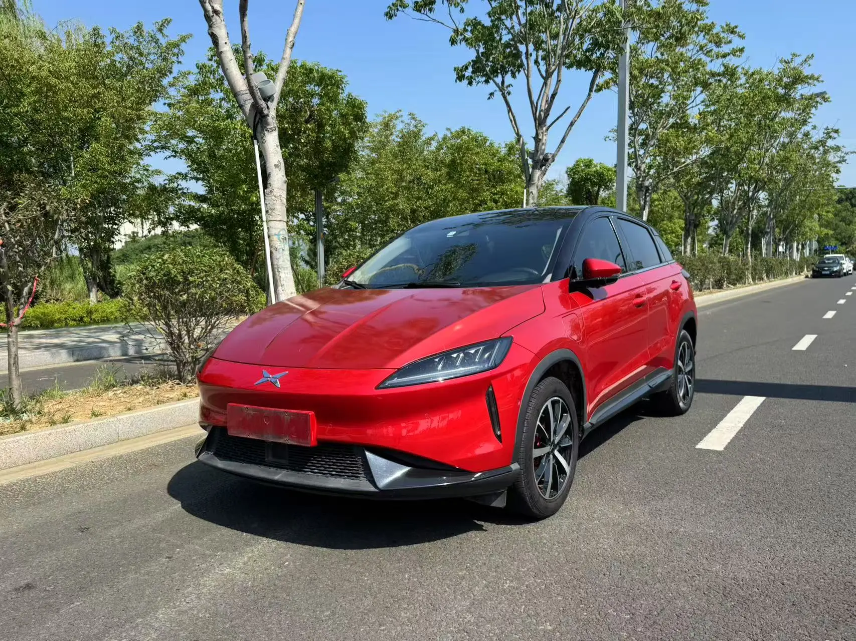 Xpeng G3  из Китая