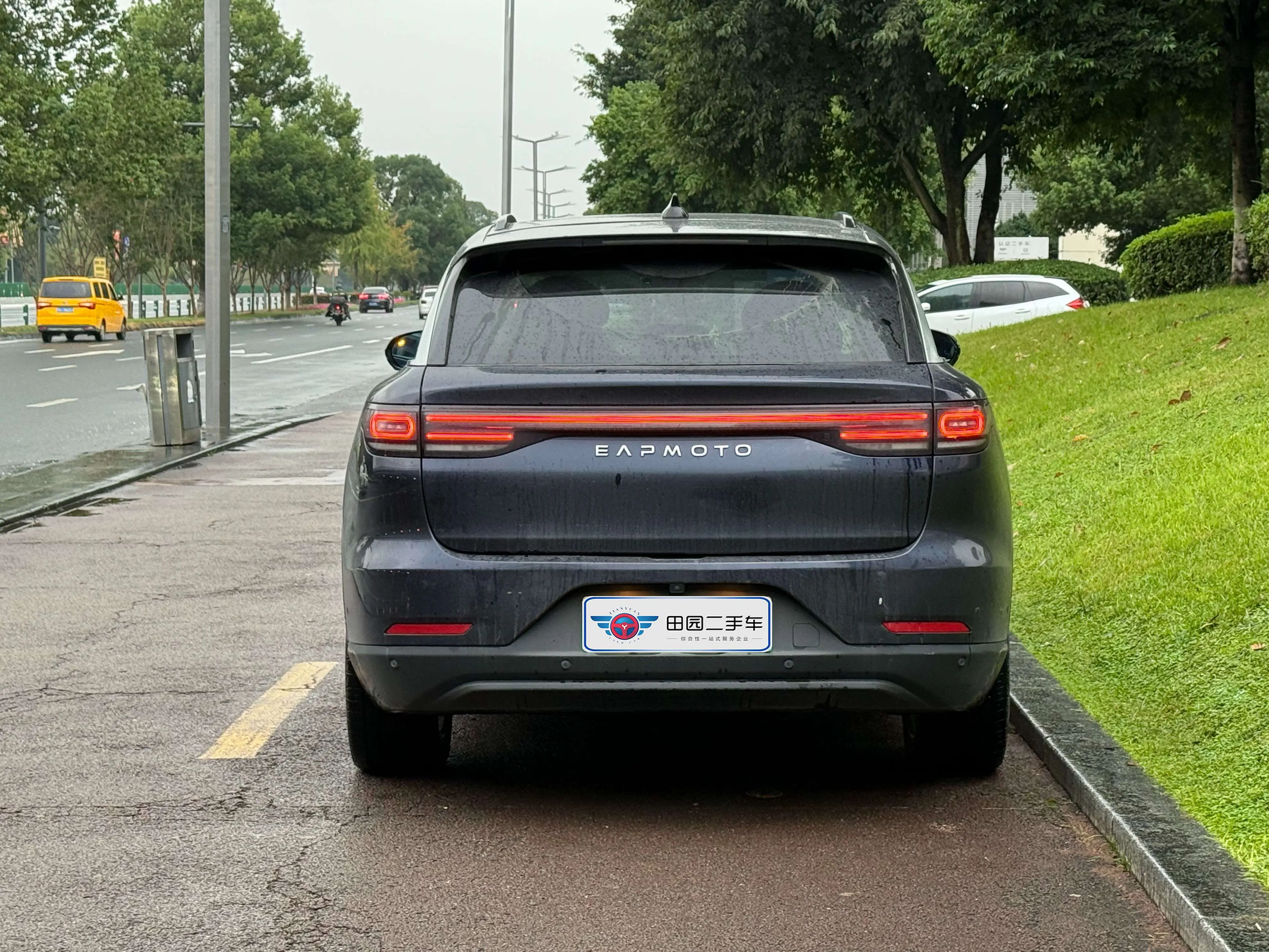 Leapmotor Zero running C11