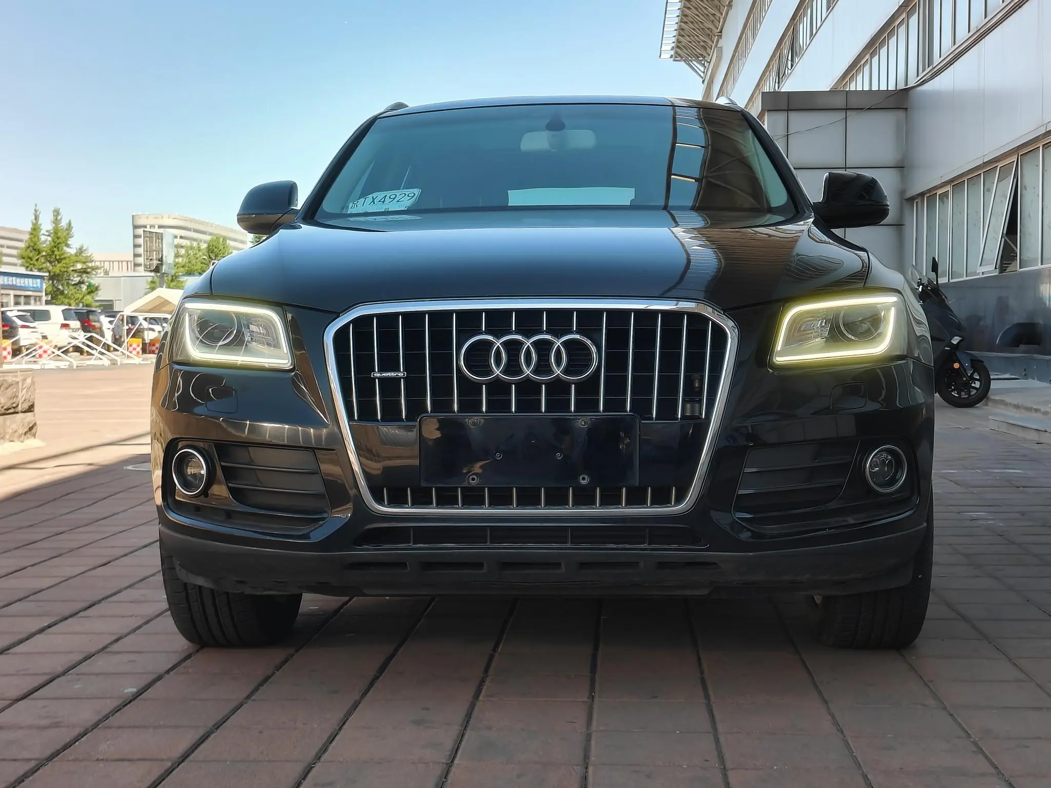 Audi Q5  из Китая