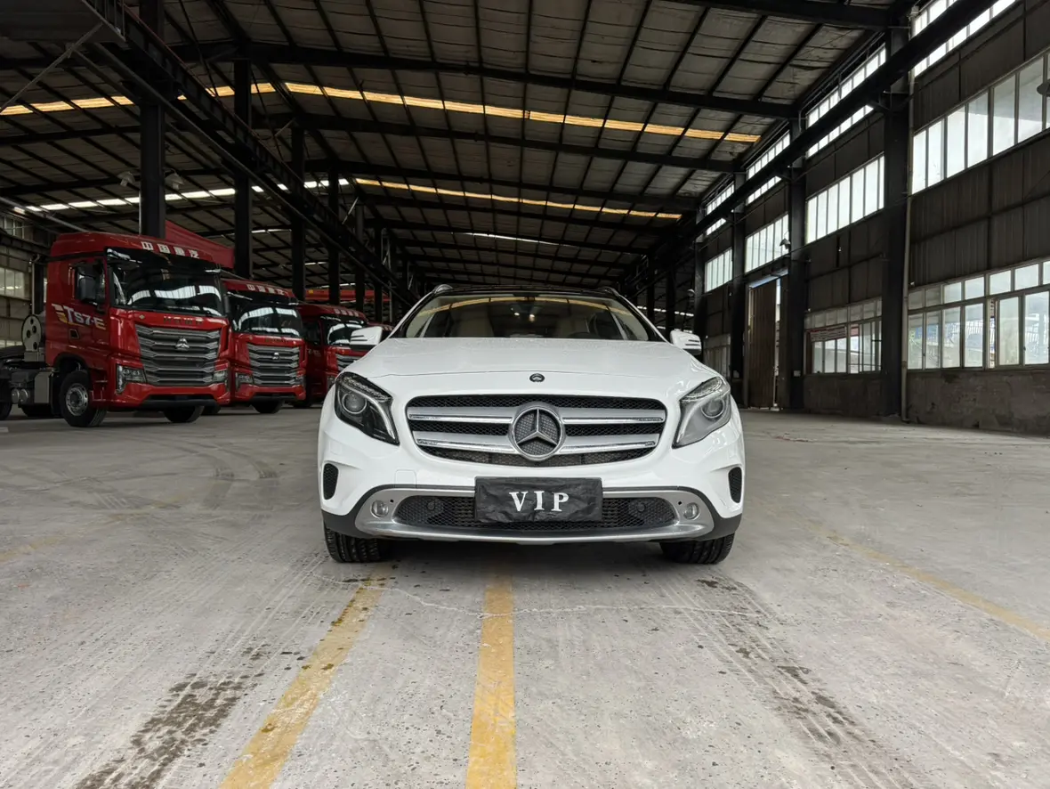 Mercedes-Benz GLA  из Китая