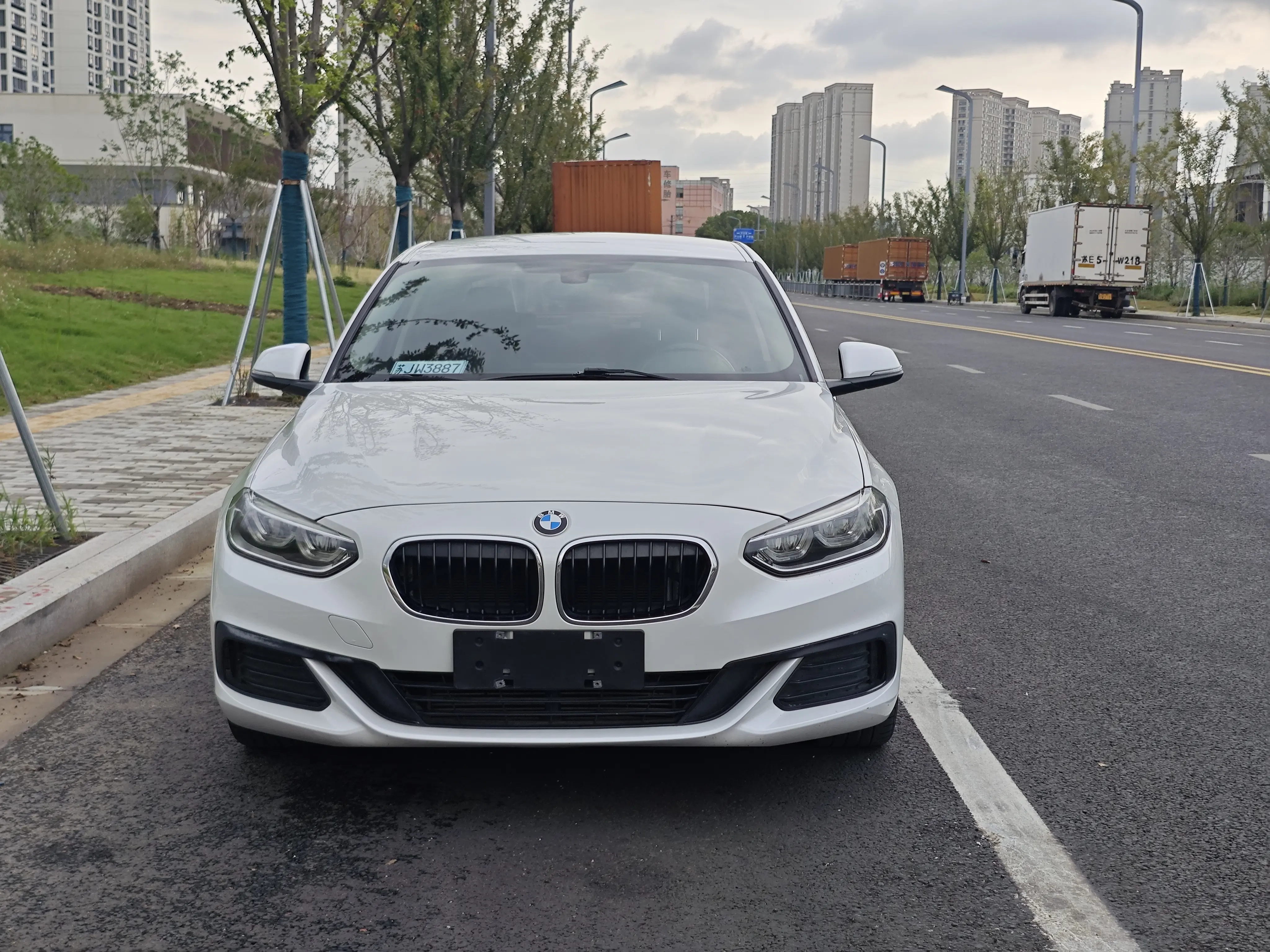 BMW 1 Series  из Китая