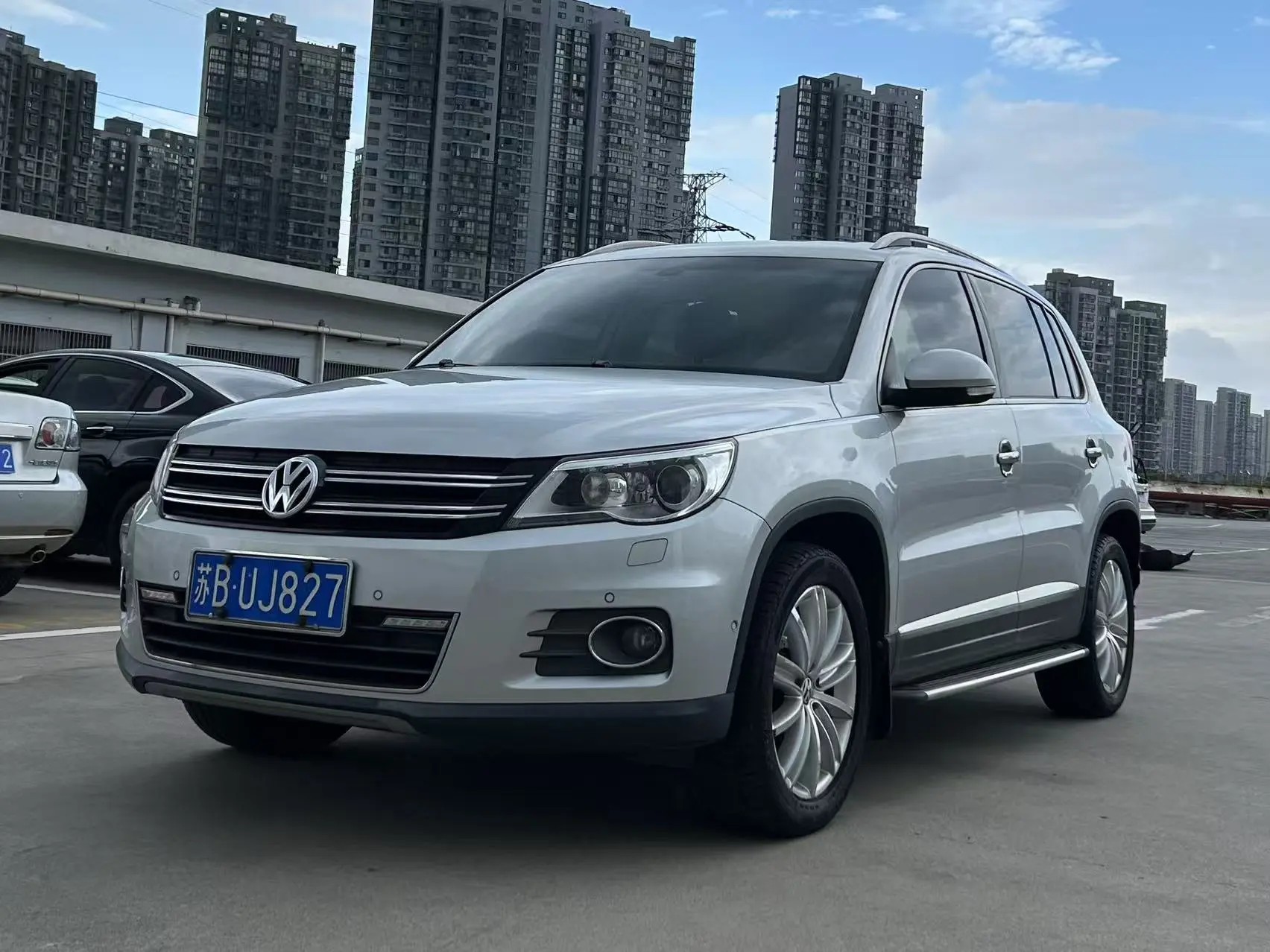 Volkswagen Tiguan  из Китая