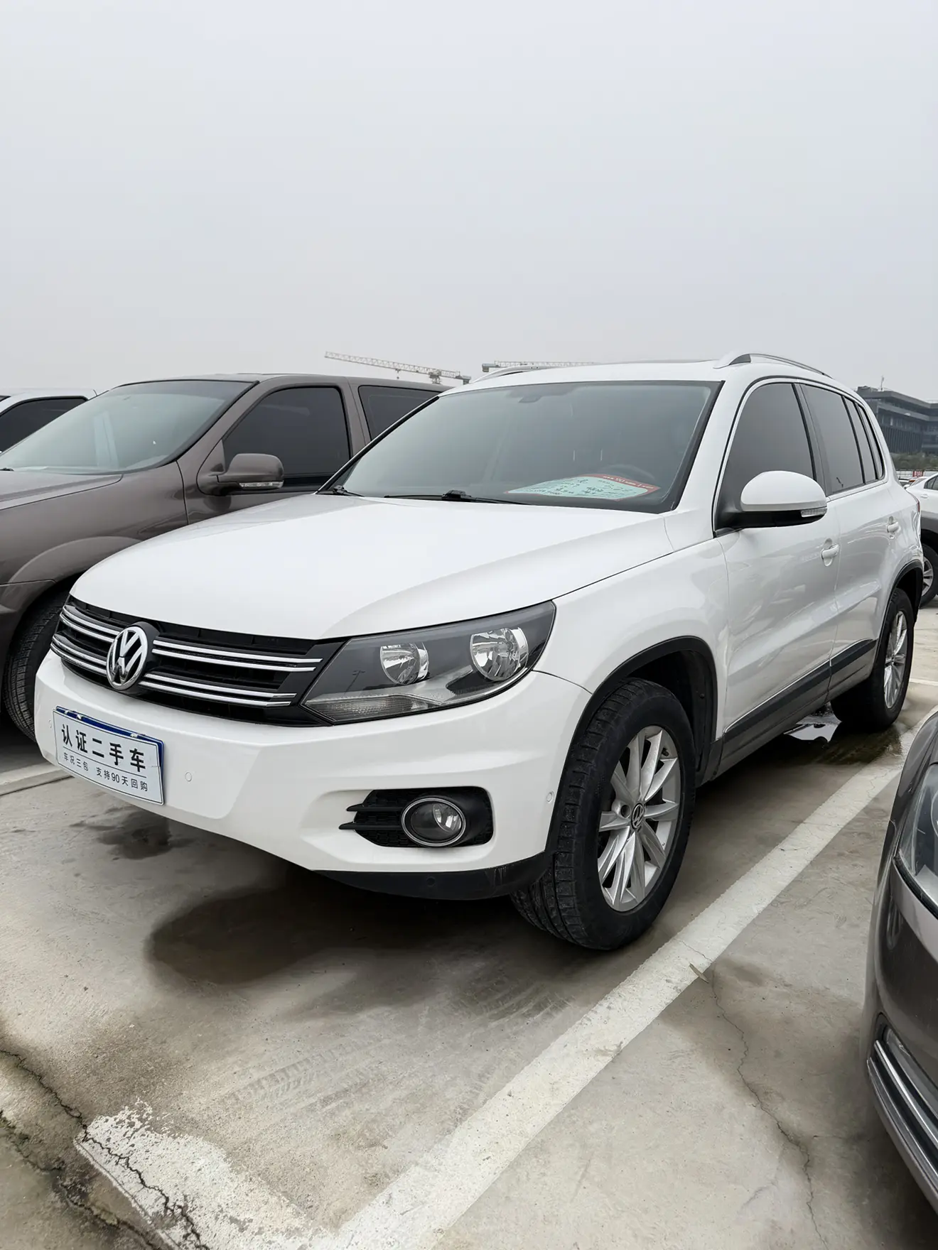 Volkswagen Tiguan  из Китая