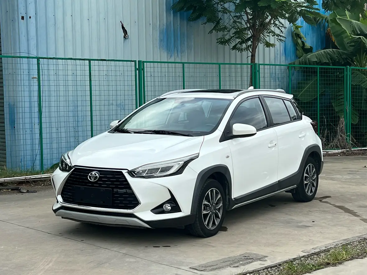 Toyota YARiS L to dazzle