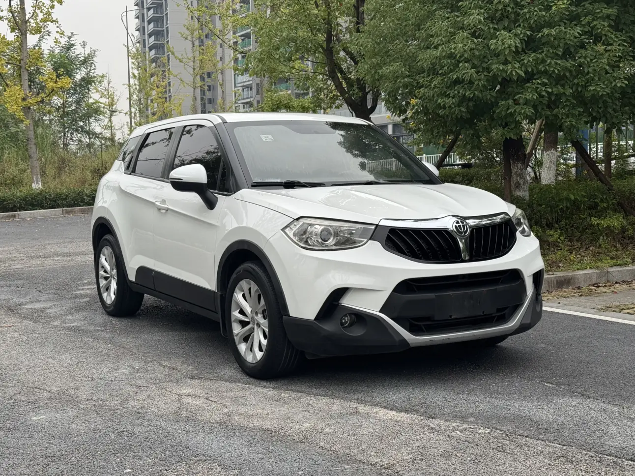 Brilliance China V3