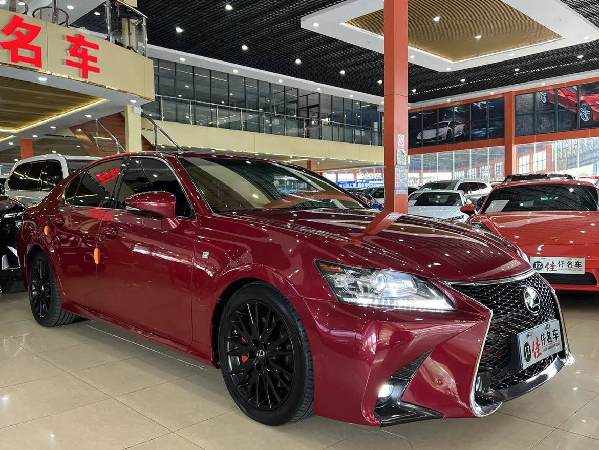 Lexus GS