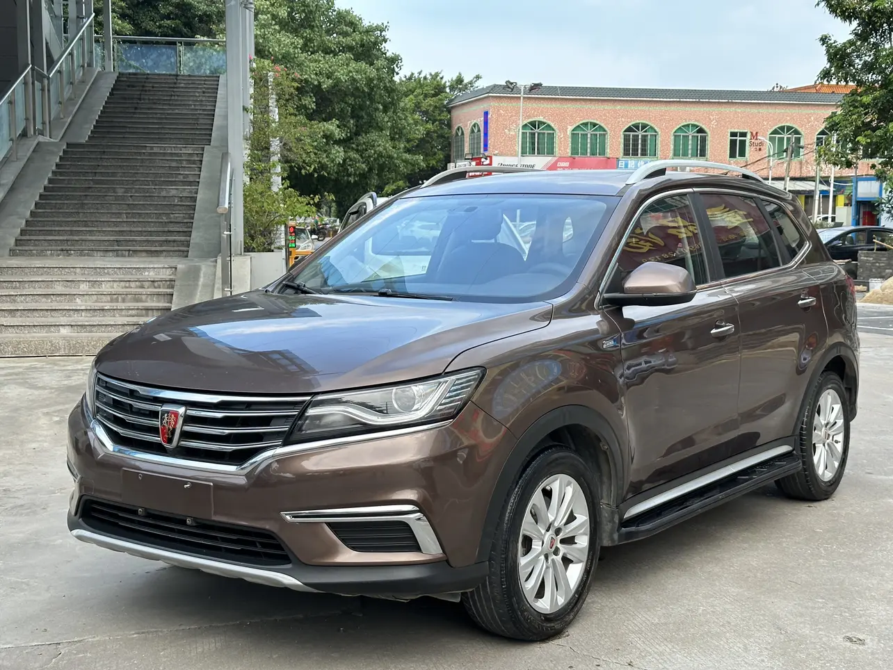 Roewe RX5  из Китая