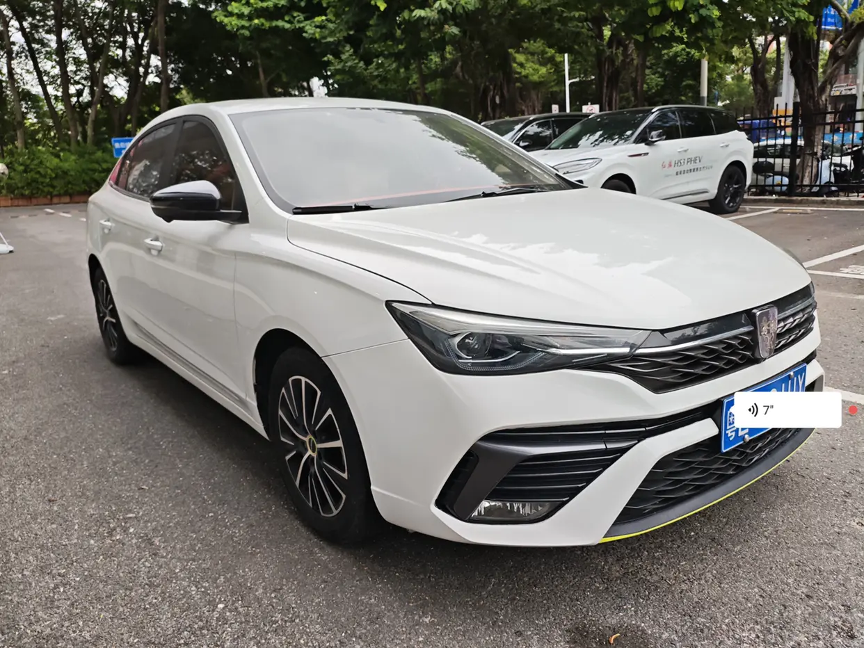 Roewe i5