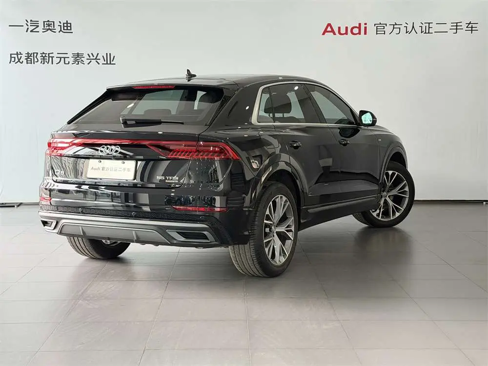 Audi Q8