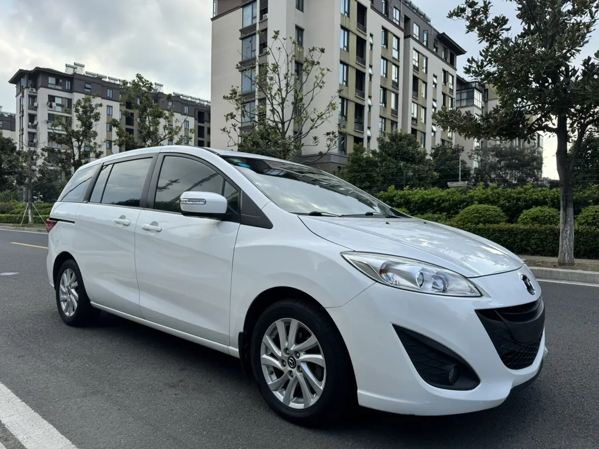 Mazda 5
