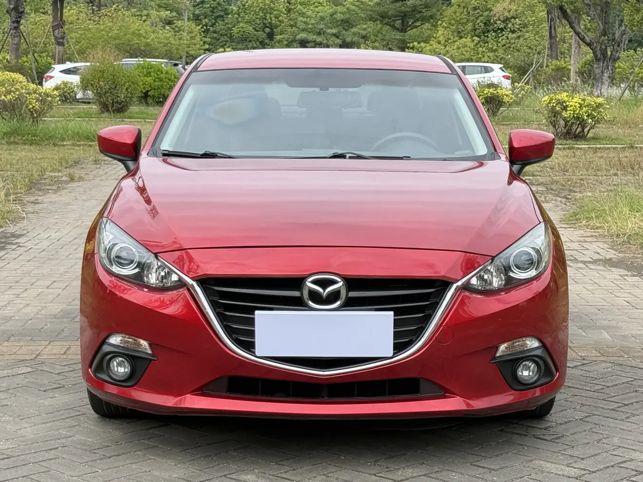 Mazda 3 Angkesela
