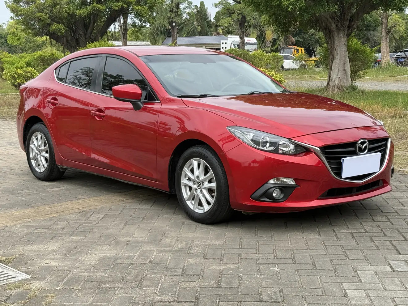 Mazda 3 Angkesela