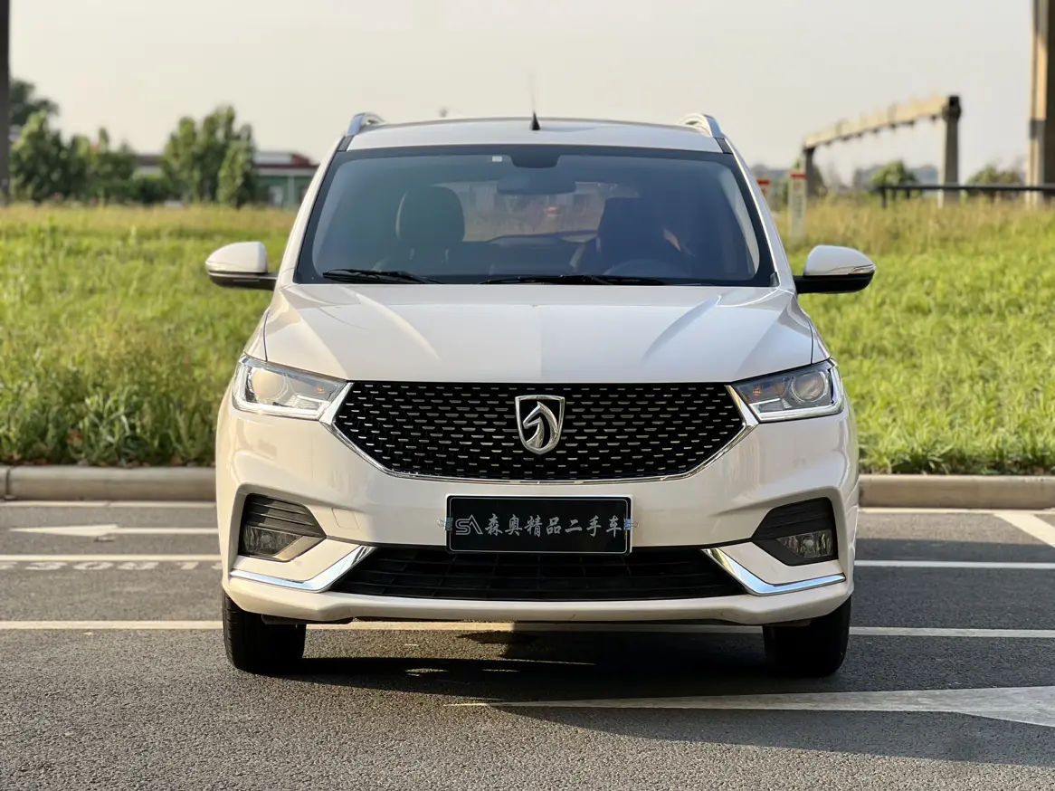 Baojun 360