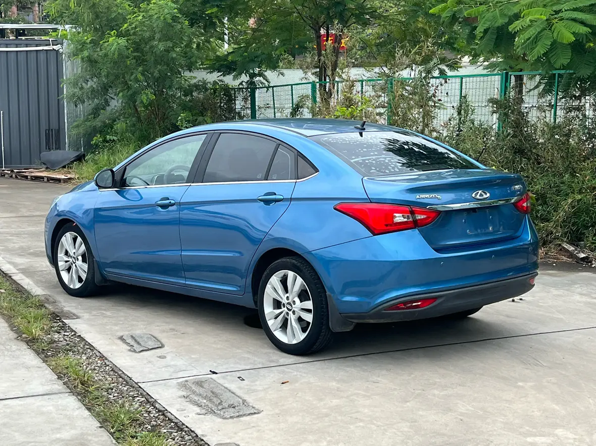 Chery Arrizo 5