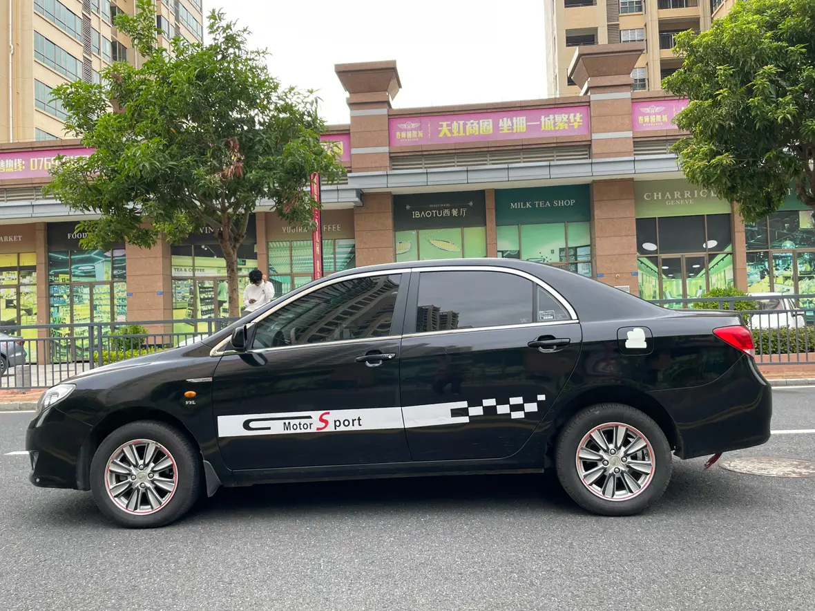 BYD L3