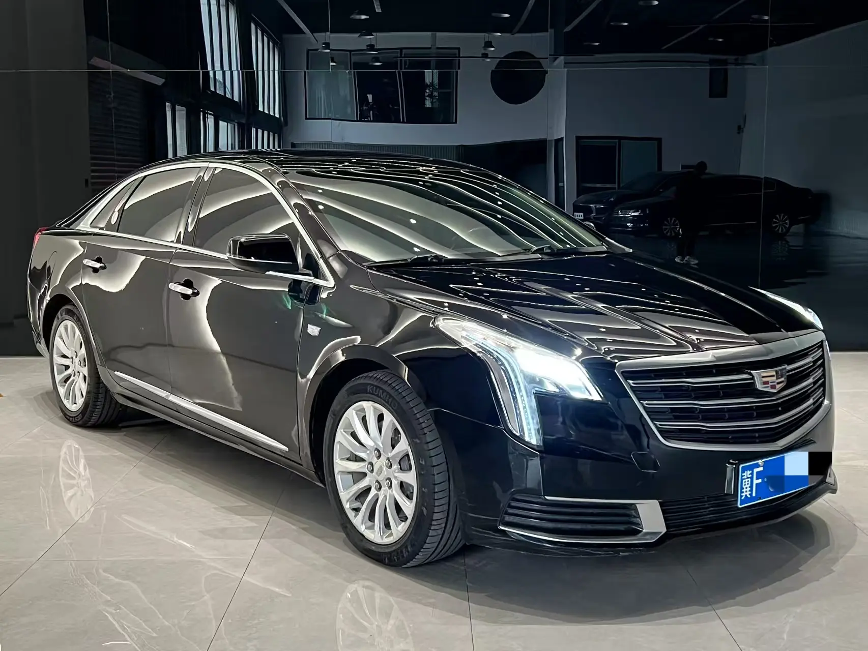 Cadillac XTS