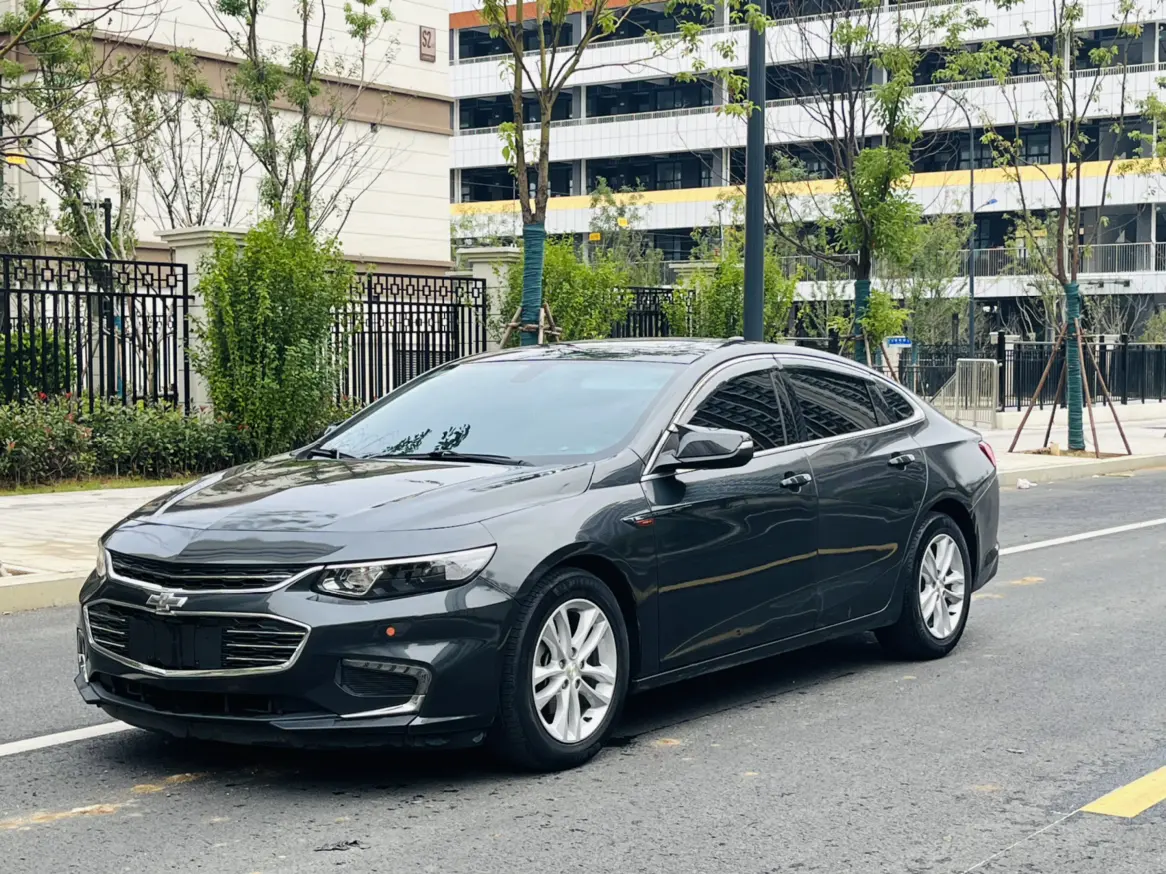 Chevrolet Malibu XL
