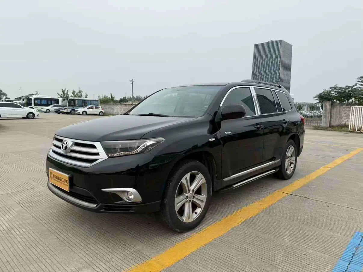 Toyota Highlander  из Китая