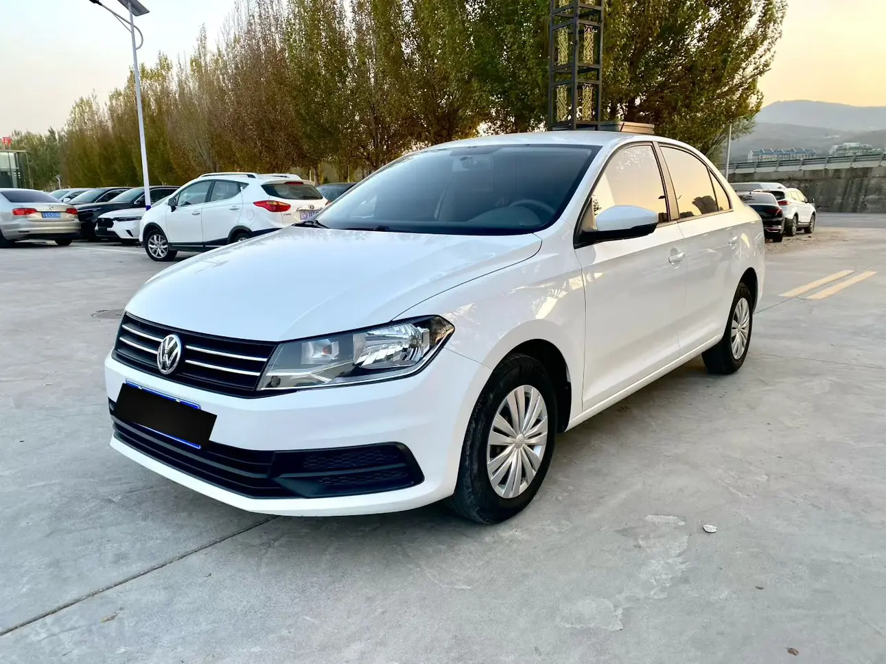 Volkswagen Santana  из Китая