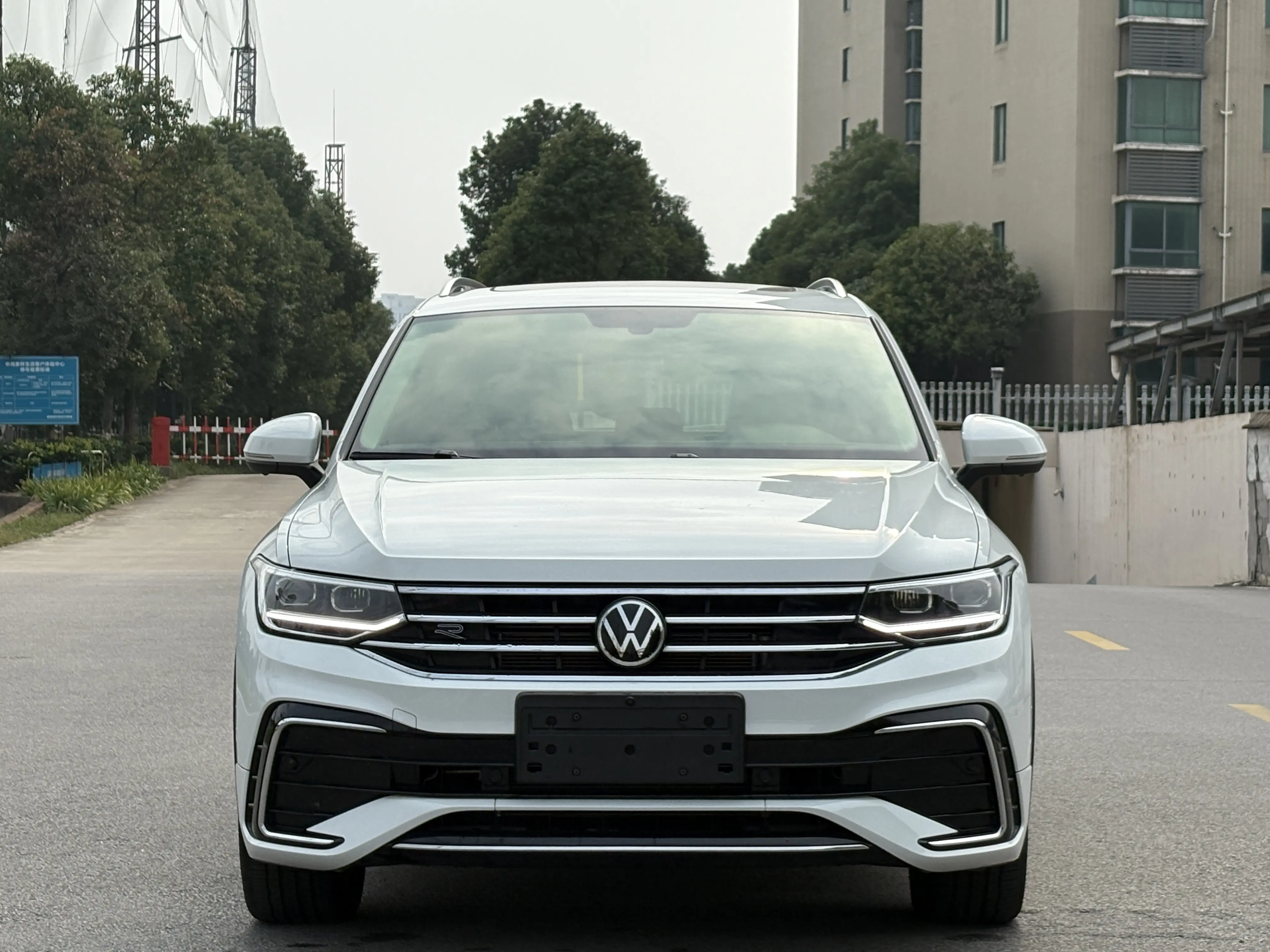 Volkswagen Tiguan L  из Китая