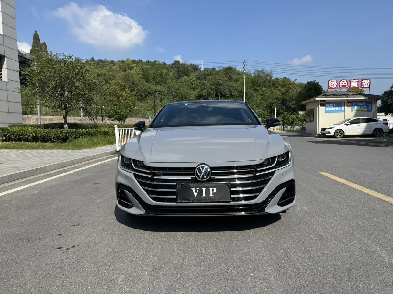 Volkswagen Arteon (CC)  из Китая