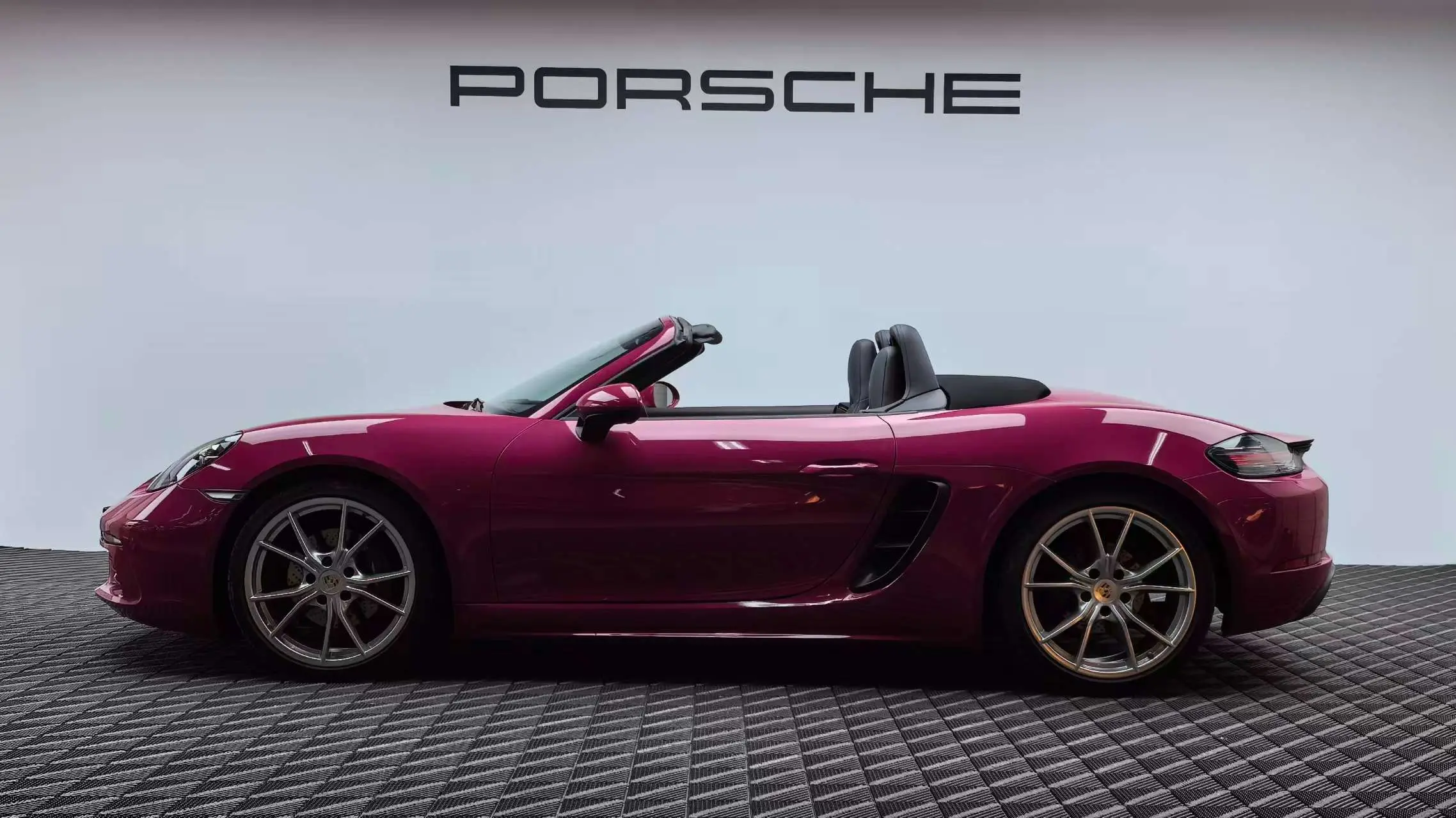 Porsche 718